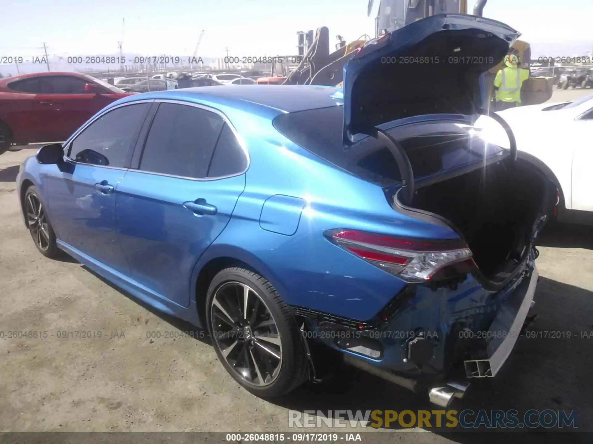 3 Photograph of a damaged car 4T1B61HK0KU225206 TOYOTA CAMRY 2019