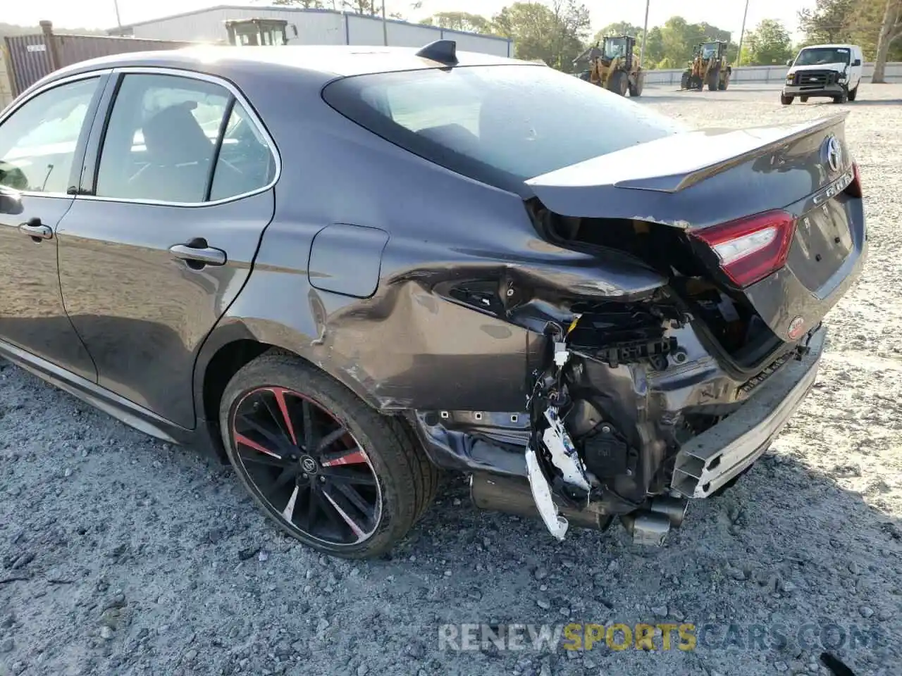 9 Photograph of a damaged car 4T1B61HK0KU228462 TOYOTA CAMRY 2019