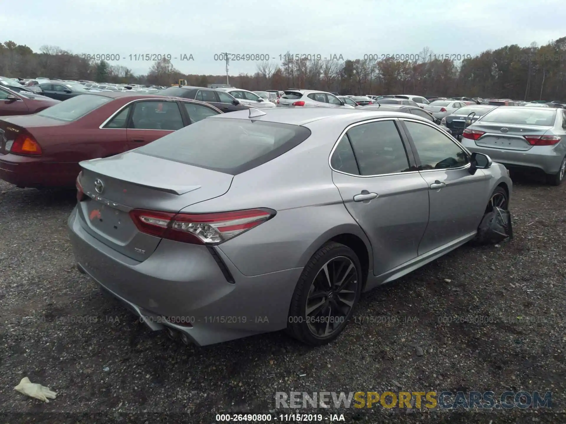 4 Photograph of a damaged car 4T1B61HK0KU231362 TOYOTA CAMRY 2019