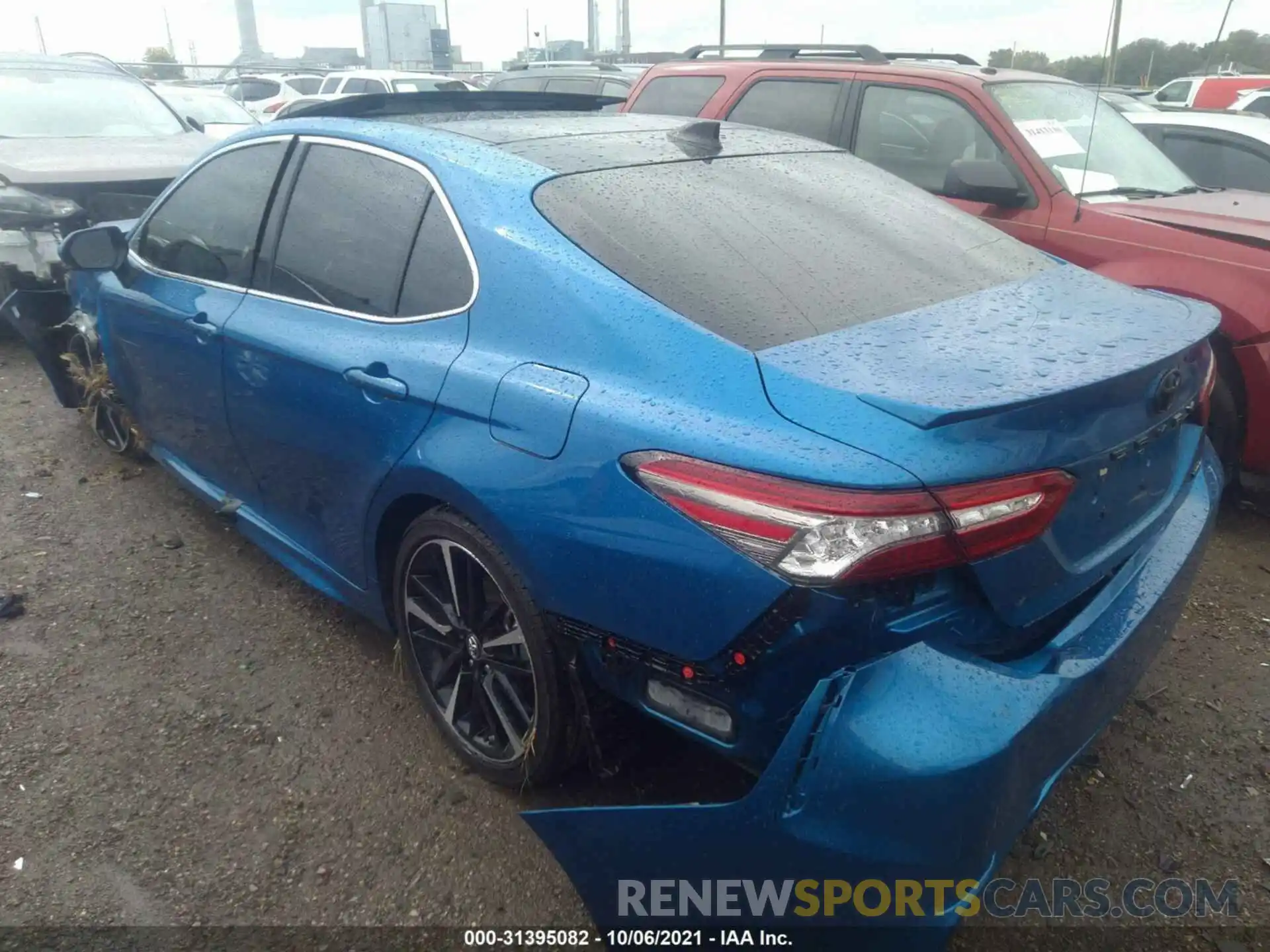 3 Photograph of a damaged car 4T1B61HK0KU243205 TOYOTA CAMRY 2019