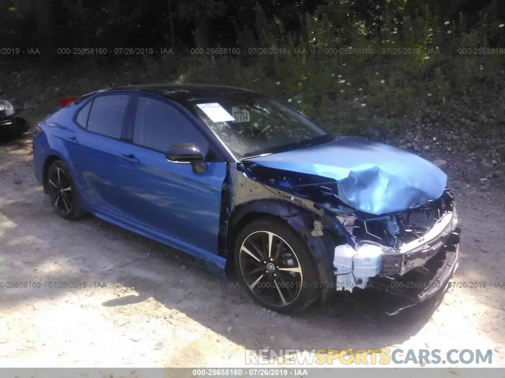 1 Photograph of a damaged car 4T1B61HK0KU246556 TOYOTA CAMRY 2019