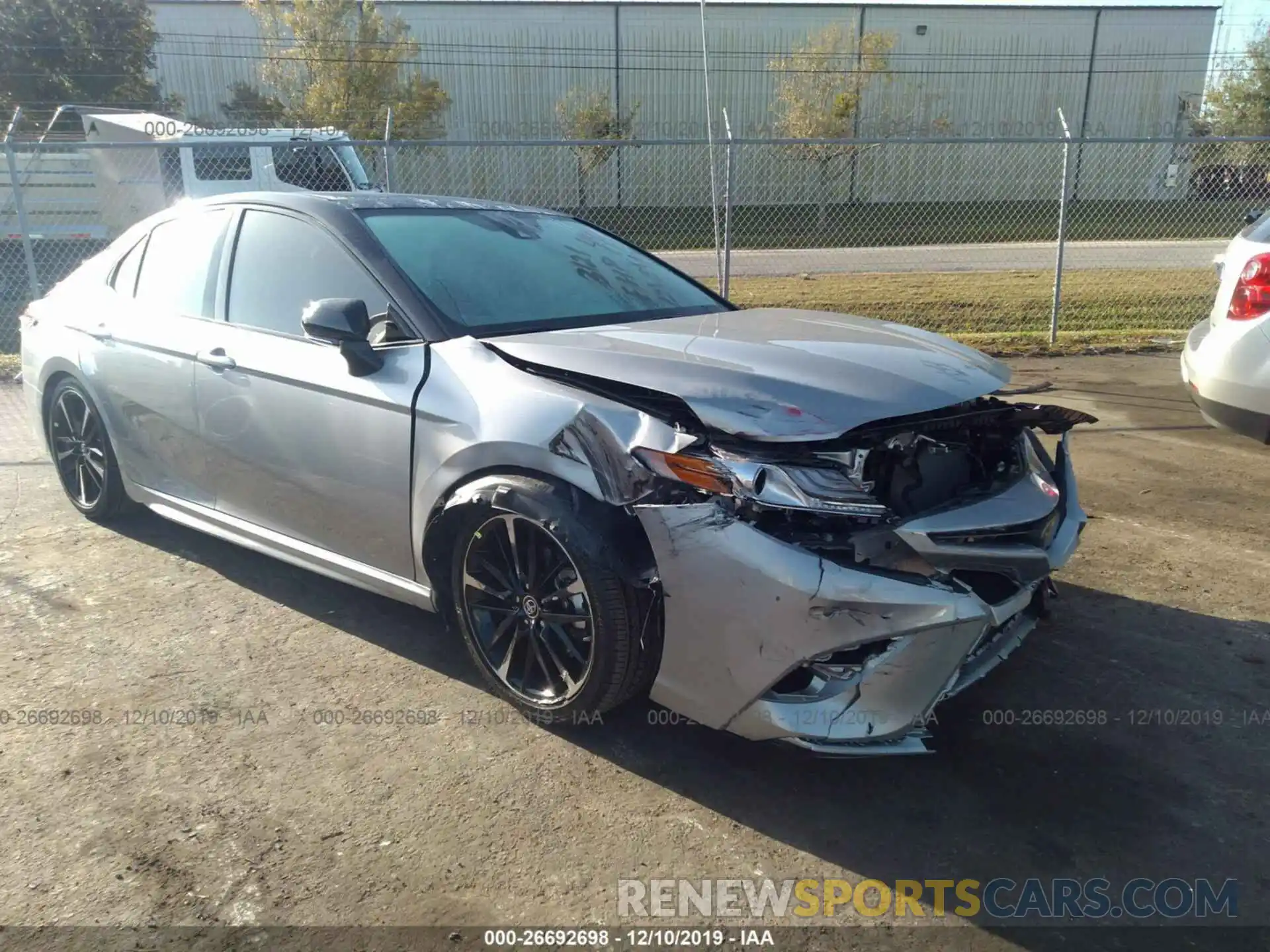 1 Photograph of a damaged car 4T1B61HK0KU253121 TOYOTA CAMRY 2019