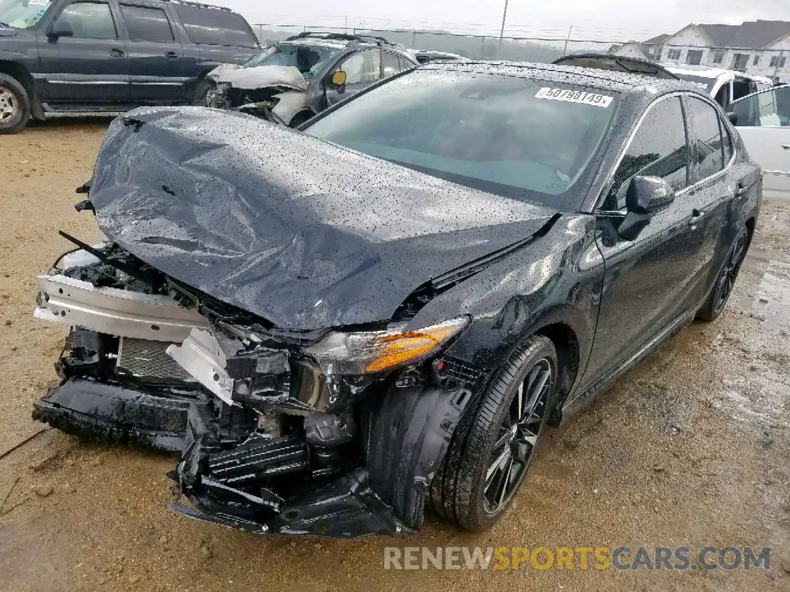 2 Photograph of a damaged car 4T1B61HK0KU266810 TOYOTA CAMRY 2019