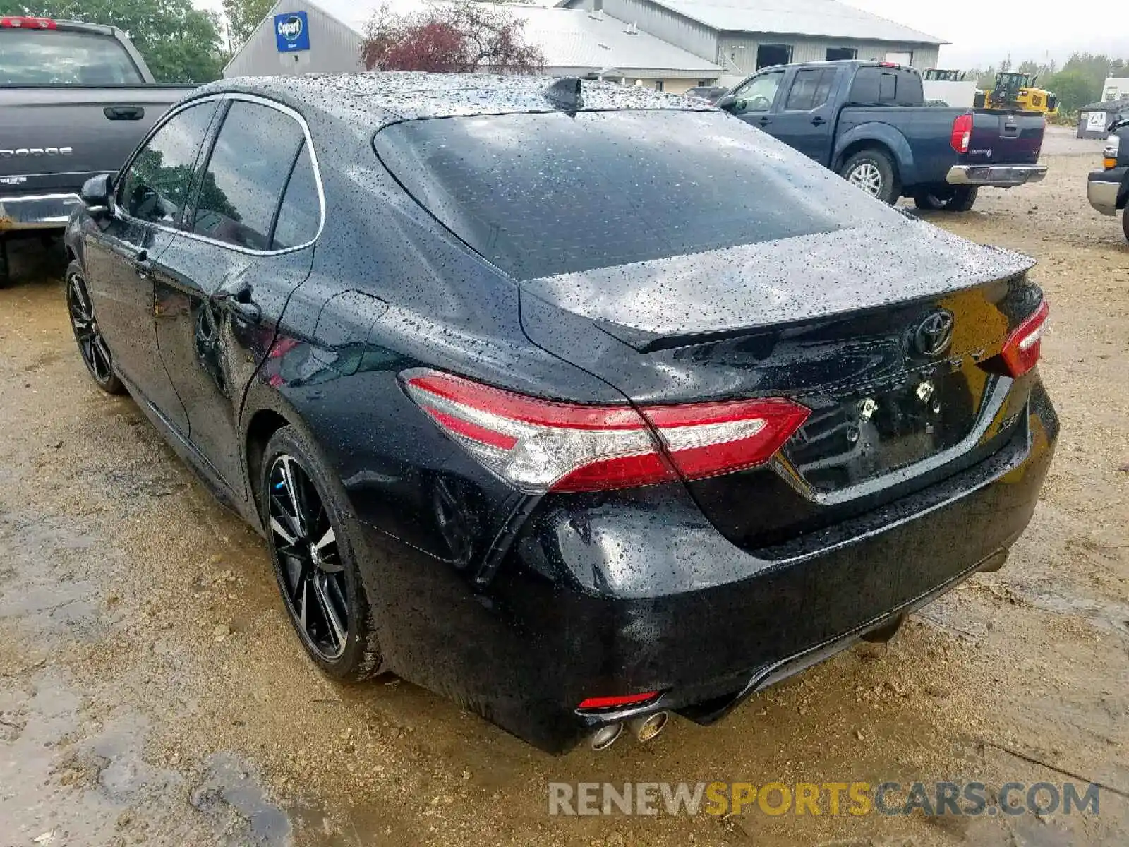 3 Photograph of a damaged car 4T1B61HK0KU266810 TOYOTA CAMRY 2019