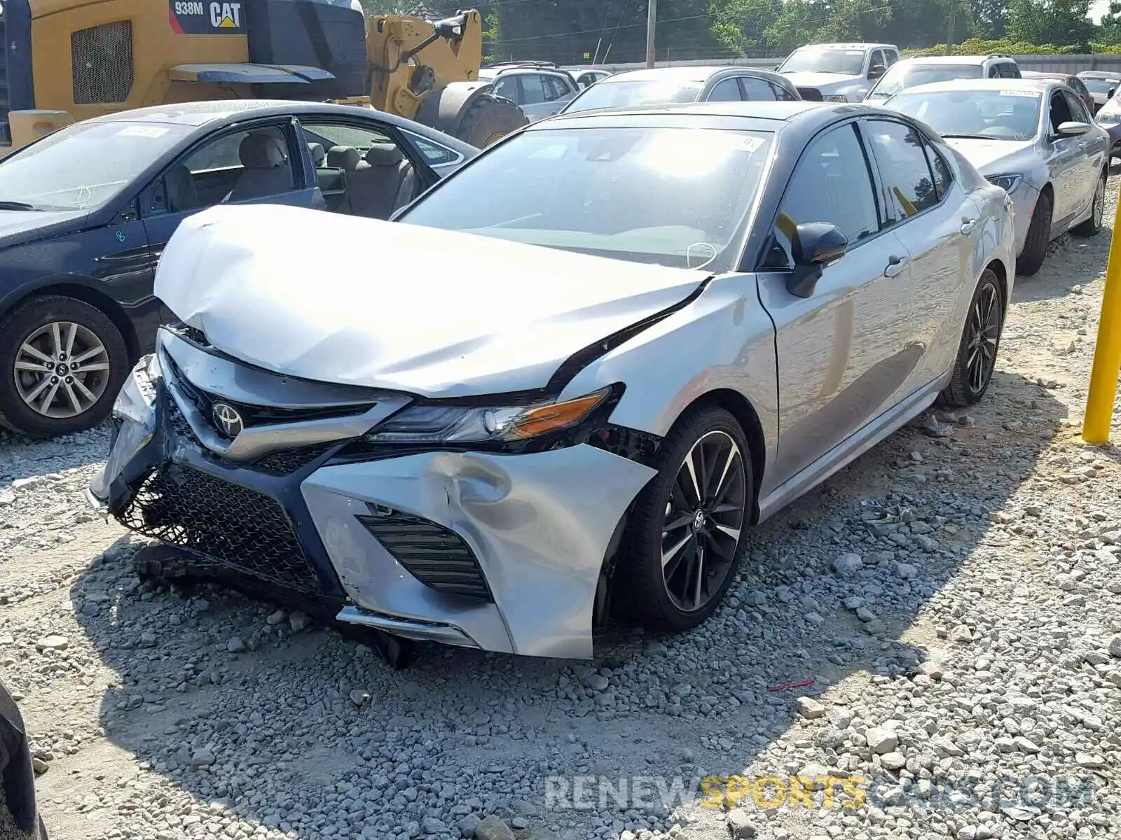 2 Photograph of a damaged car 4T1B61HK0KU272056 TOYOTA CAMRY 2019