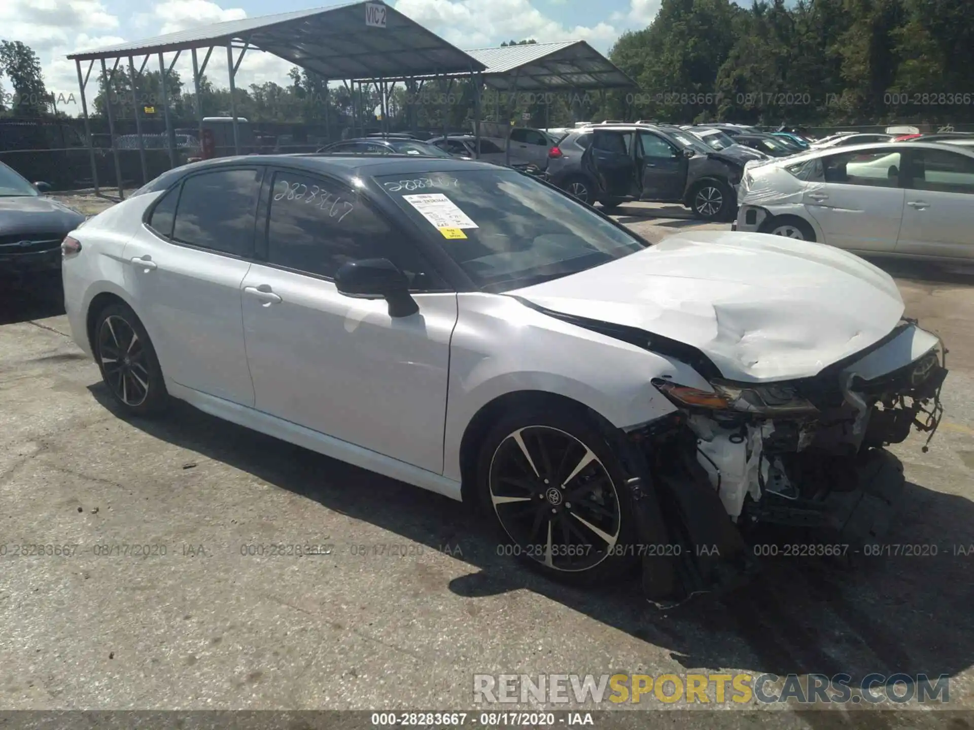 1 Photograph of a damaged car 4T1B61HK0KU274664 TOYOTA CAMRY 2019