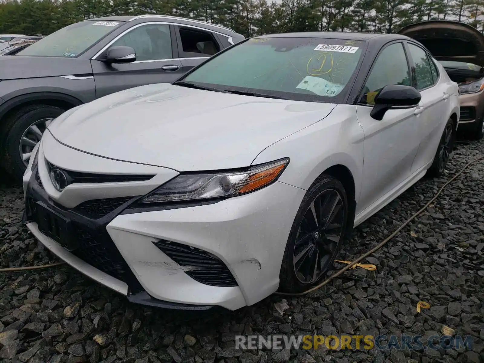 2 Photograph of a damaged car 4T1B61HK0KU276835 TOYOTA CAMRY 2019