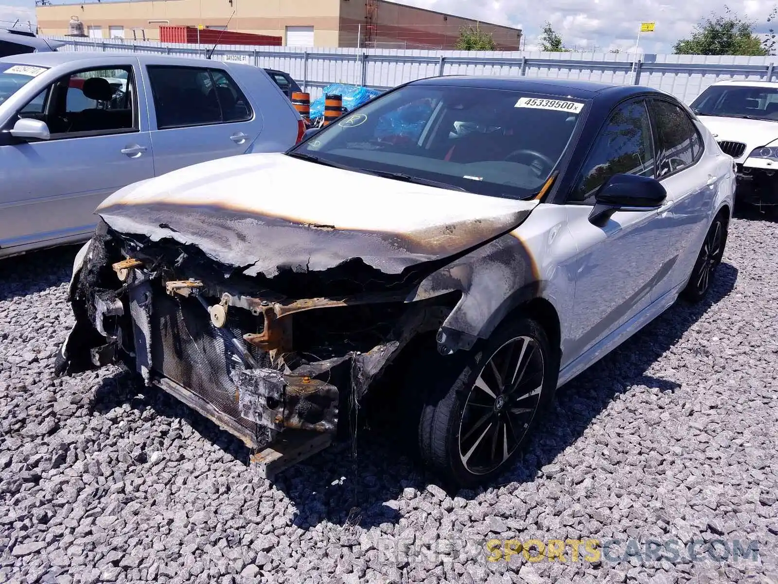 2 Фотография поврежденного автомобиля 4T1B61HK0KU290797 TOYOTA CAMRY 2019