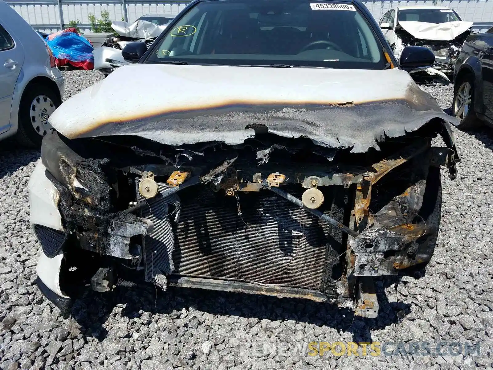 9 Фотография поврежденного автомобиля 4T1B61HK0KU290797 TOYOTA CAMRY 2019