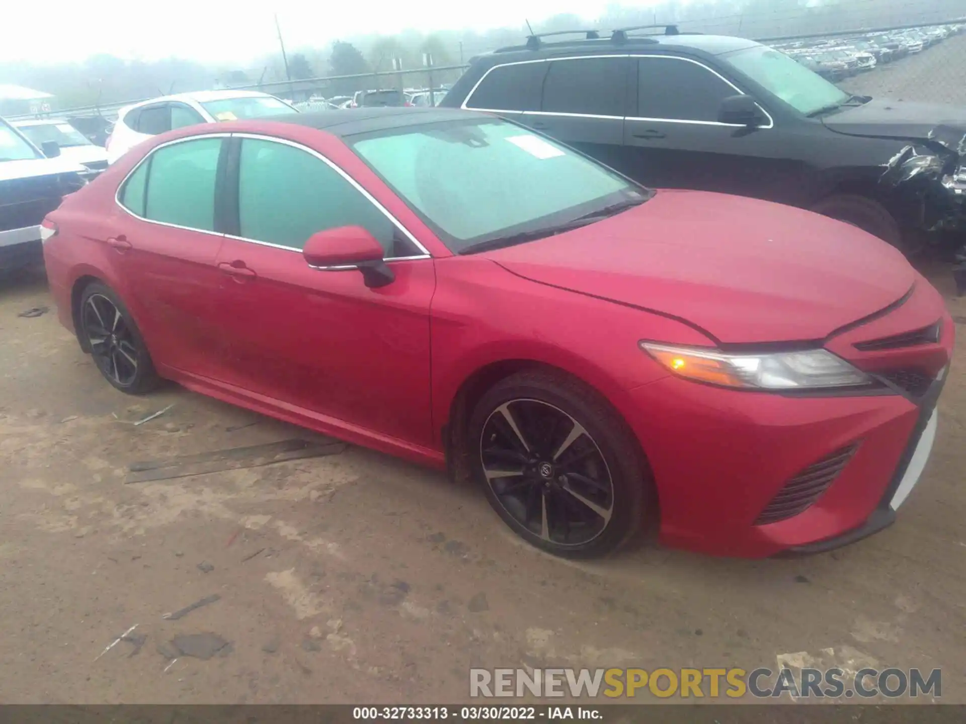 1 Photograph of a damaged car 4T1B61HK0KU292615 TOYOTA CAMRY 2019