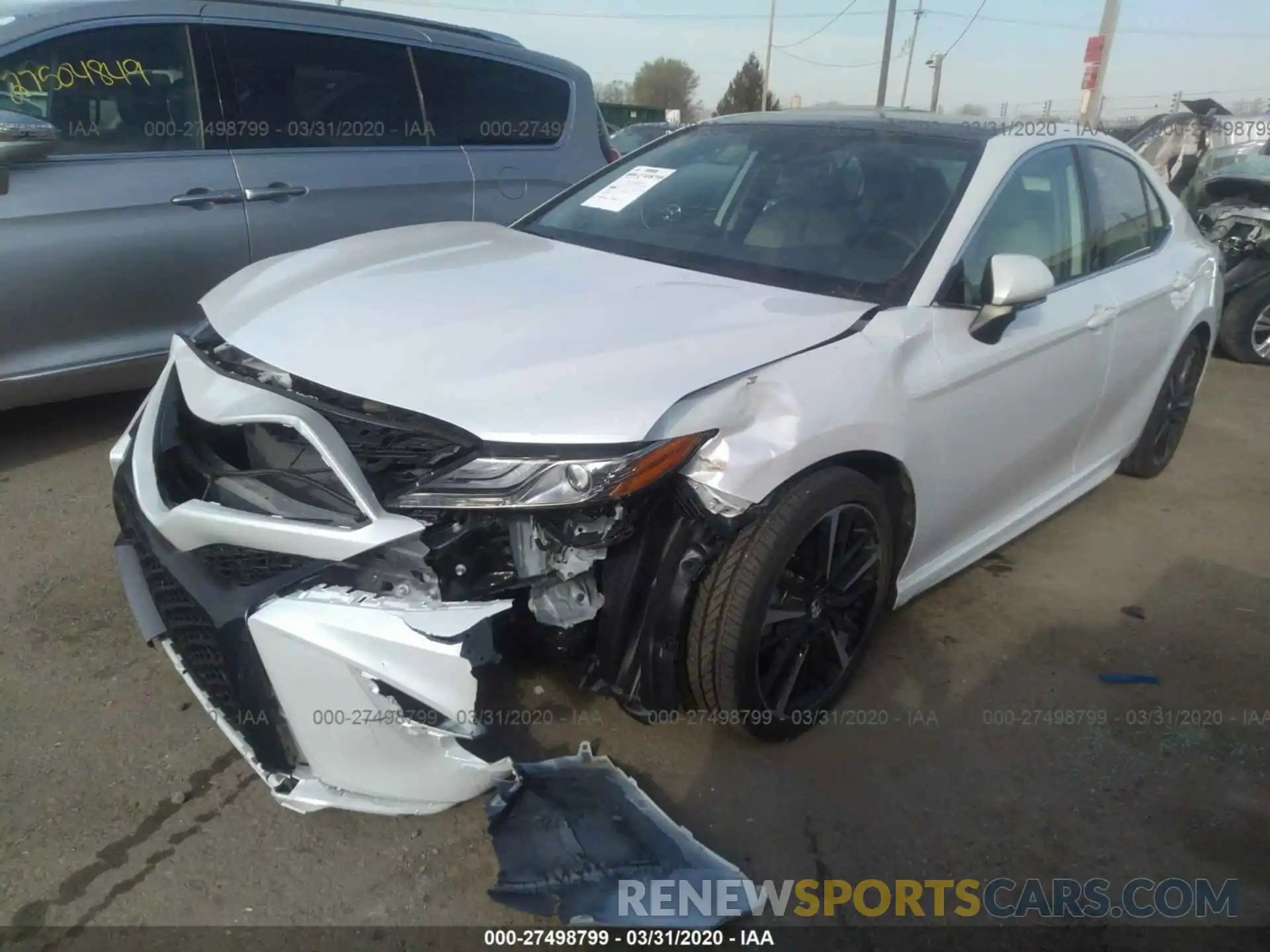 2 Photograph of a damaged car 4T1B61HK0KU708288 TOYOTA CAMRY 2019