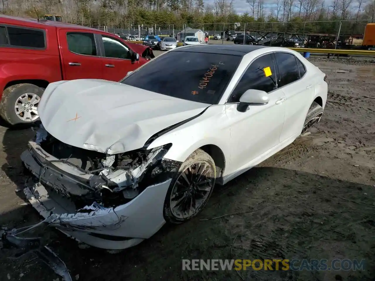 1 Photograph of a damaged car 4T1B61HK0KU710106 TOYOTA CAMRY 2019