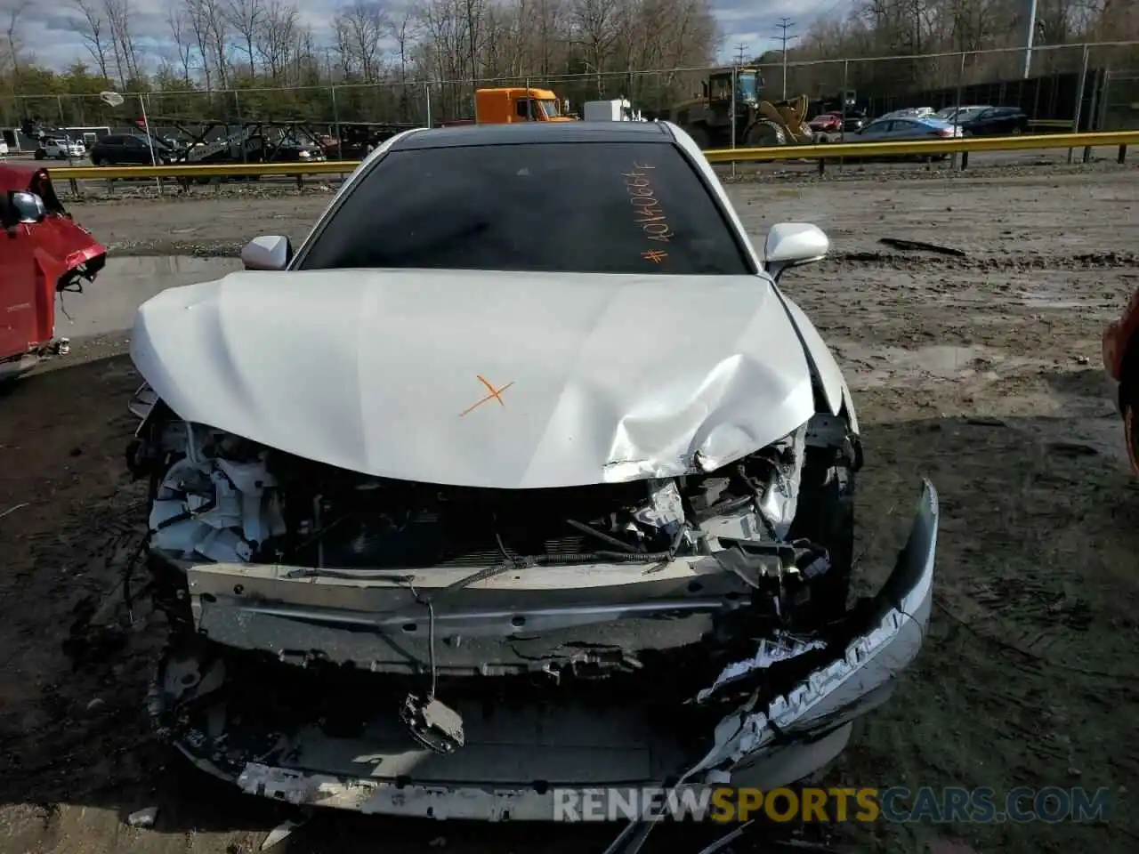 5 Photograph of a damaged car 4T1B61HK0KU710106 TOYOTA CAMRY 2019