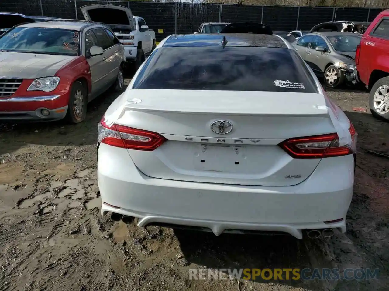 6 Photograph of a damaged car 4T1B61HK0KU710106 TOYOTA CAMRY 2019