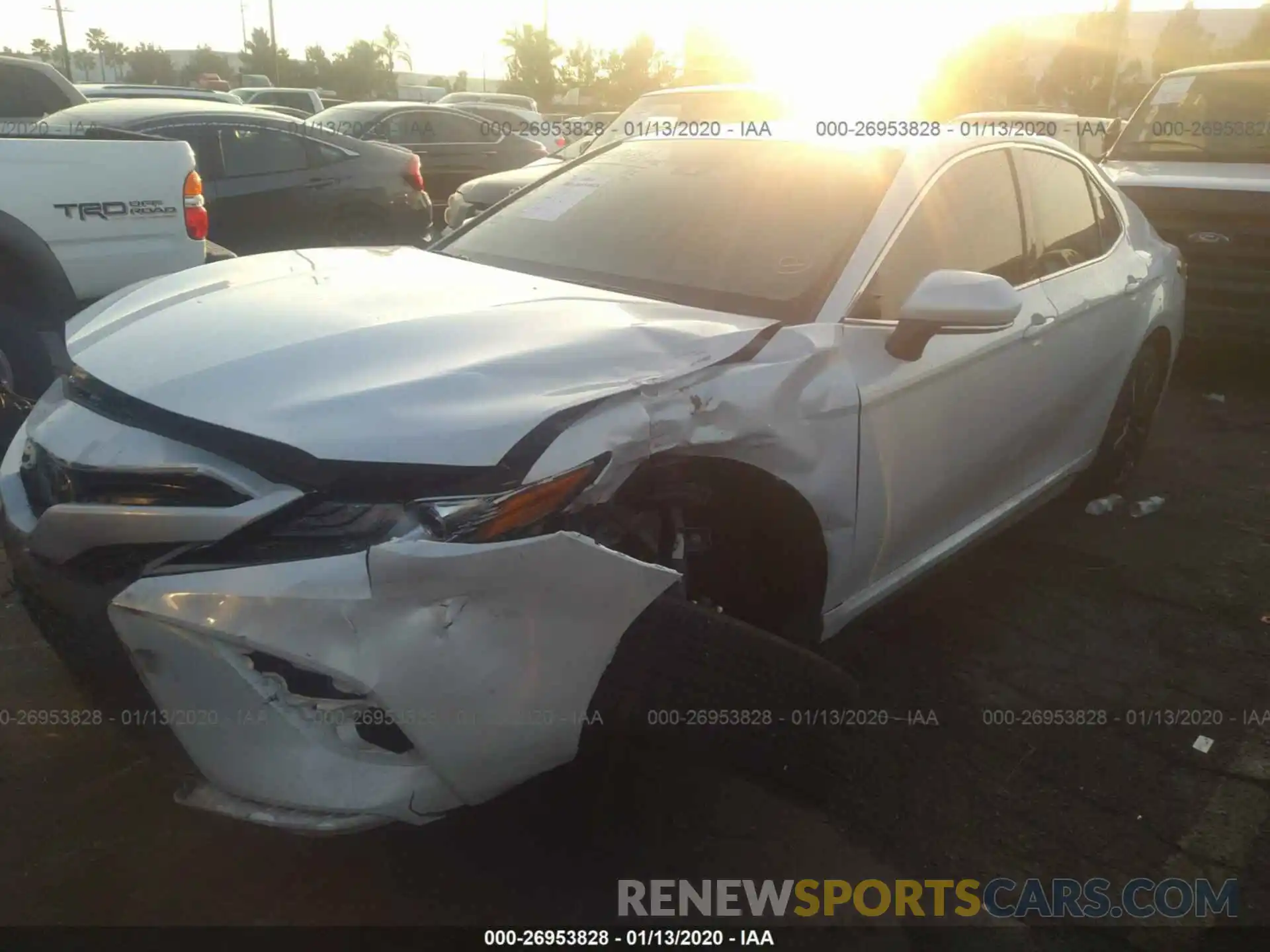 2 Photograph of a damaged car 4T1B61HK0KU741890 TOYOTA CAMRY 2019