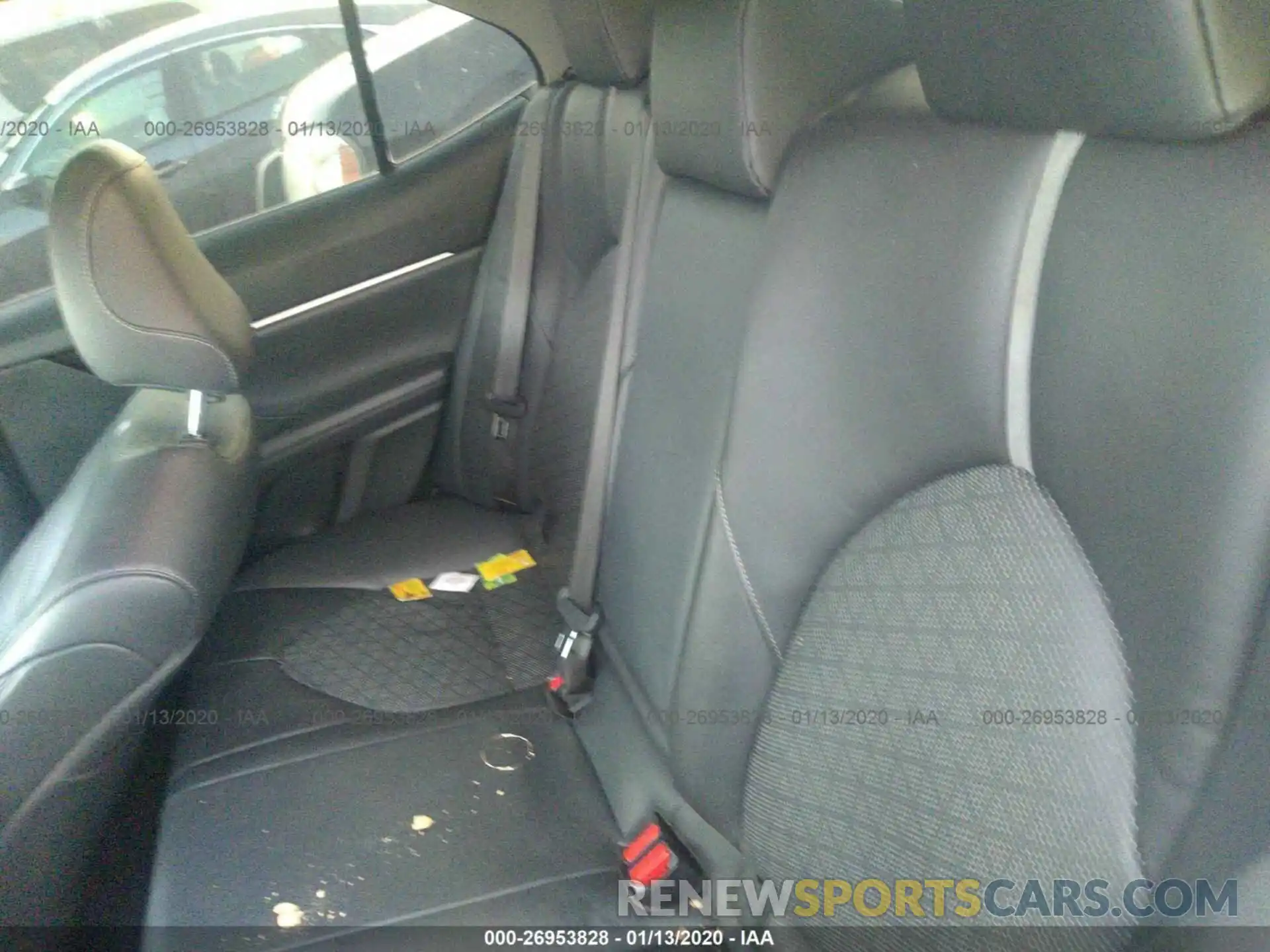 8 Photograph of a damaged car 4T1B61HK0KU741890 TOYOTA CAMRY 2019