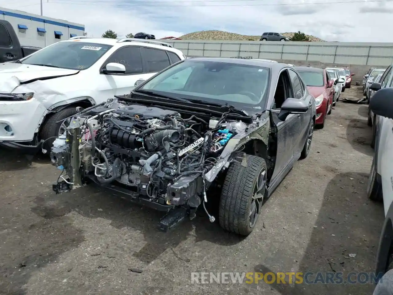 2 Photograph of a damaged car 4T1B61HK0KU748340 TOYOTA CAMRY 2019