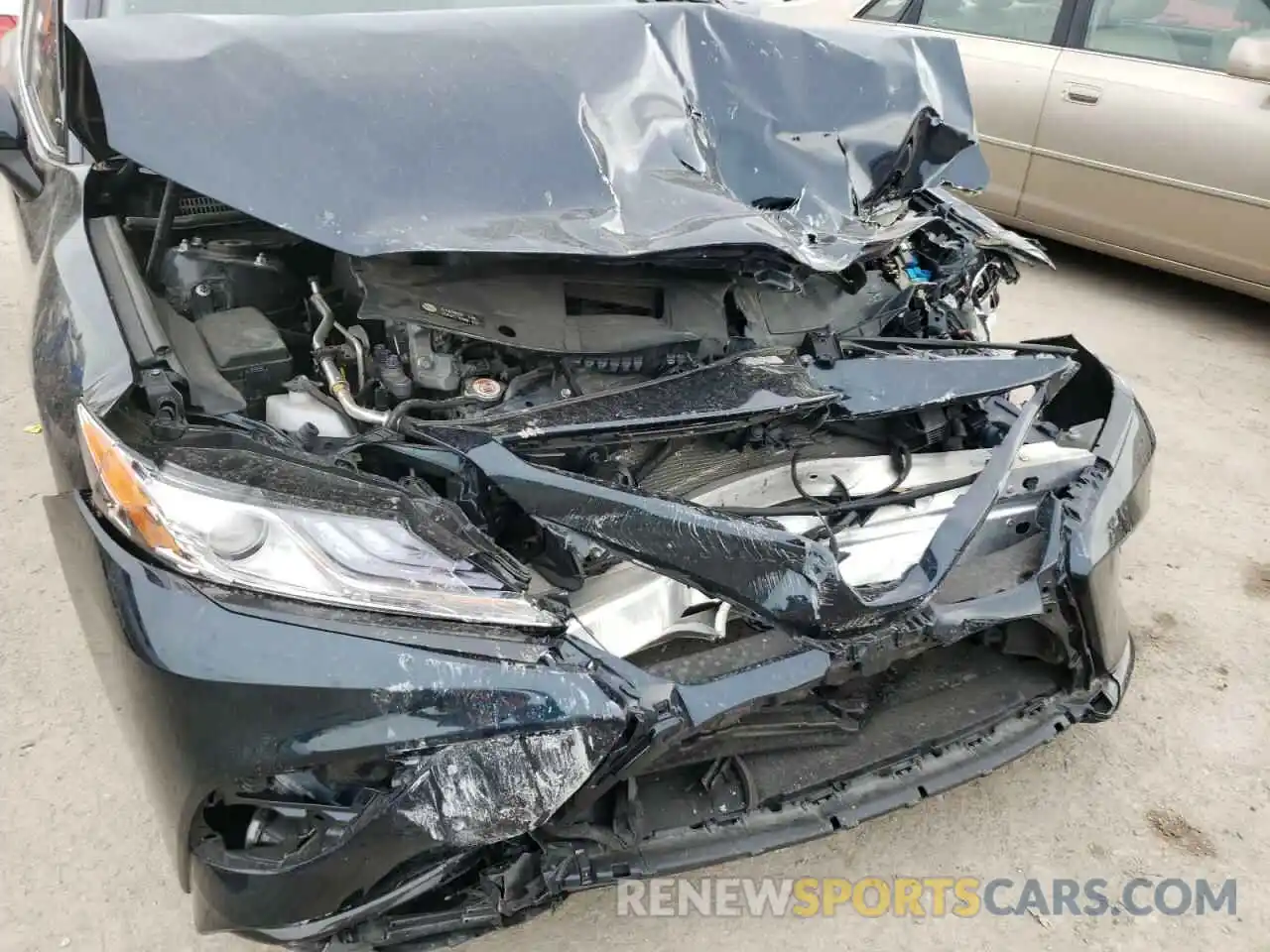 9 Photograph of a damaged car 4T1B61HK0KU755269 TOYOTA CAMRY 2019