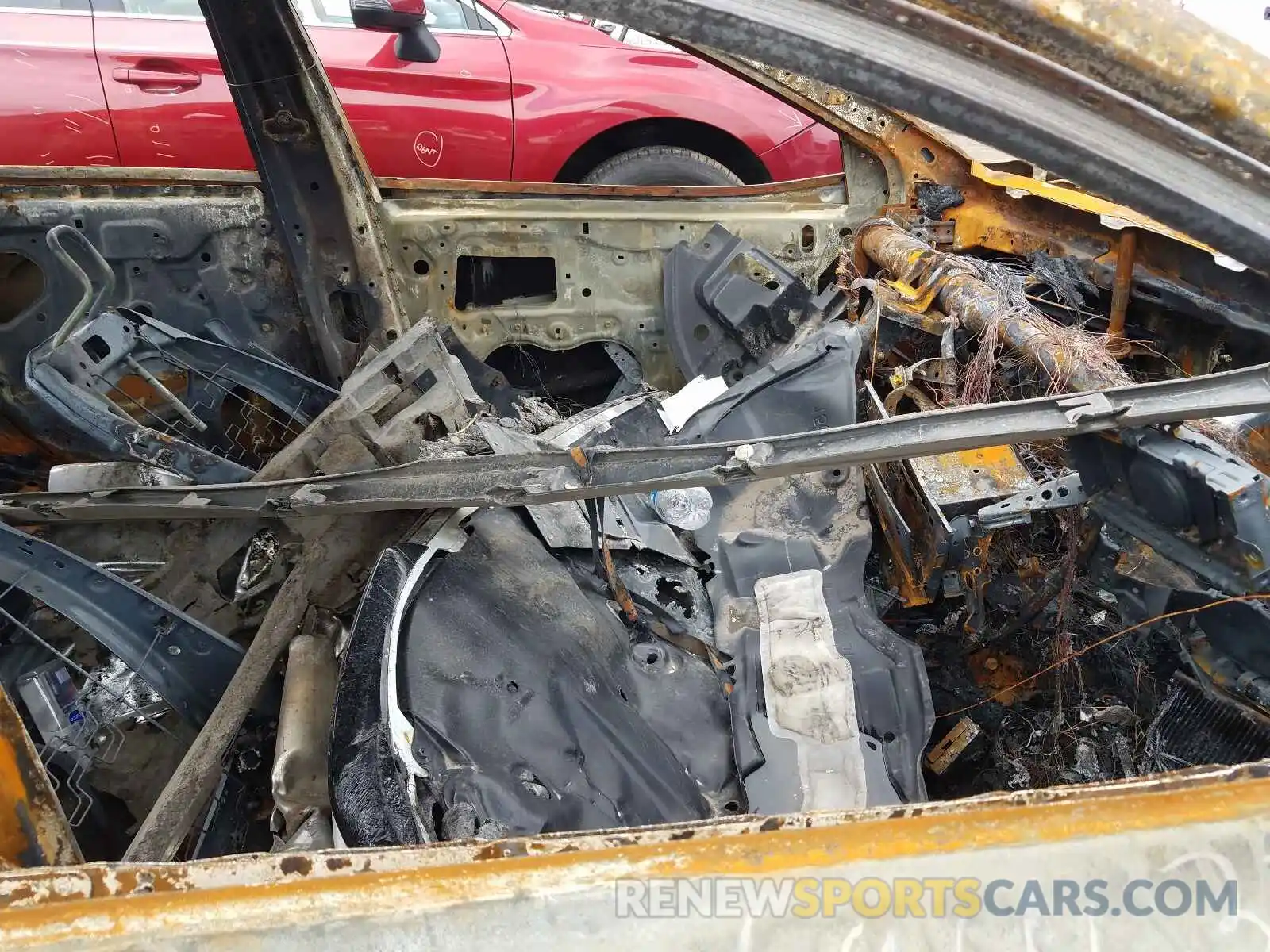 5 Photograph of a damaged car 4T1B61HK0KU755739 TOYOTA CAMRY 2019