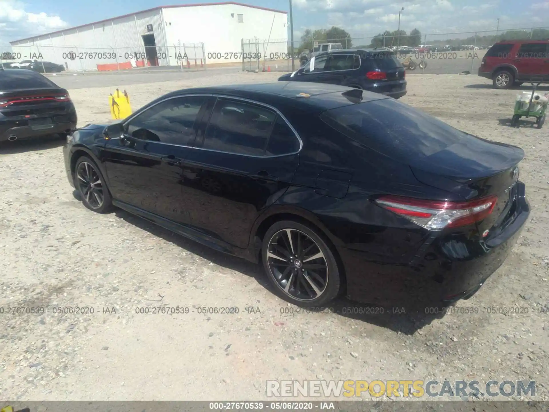 3 Photograph of a damaged car 4T1B61HK0KU758205 TOYOTA CAMRY 2019