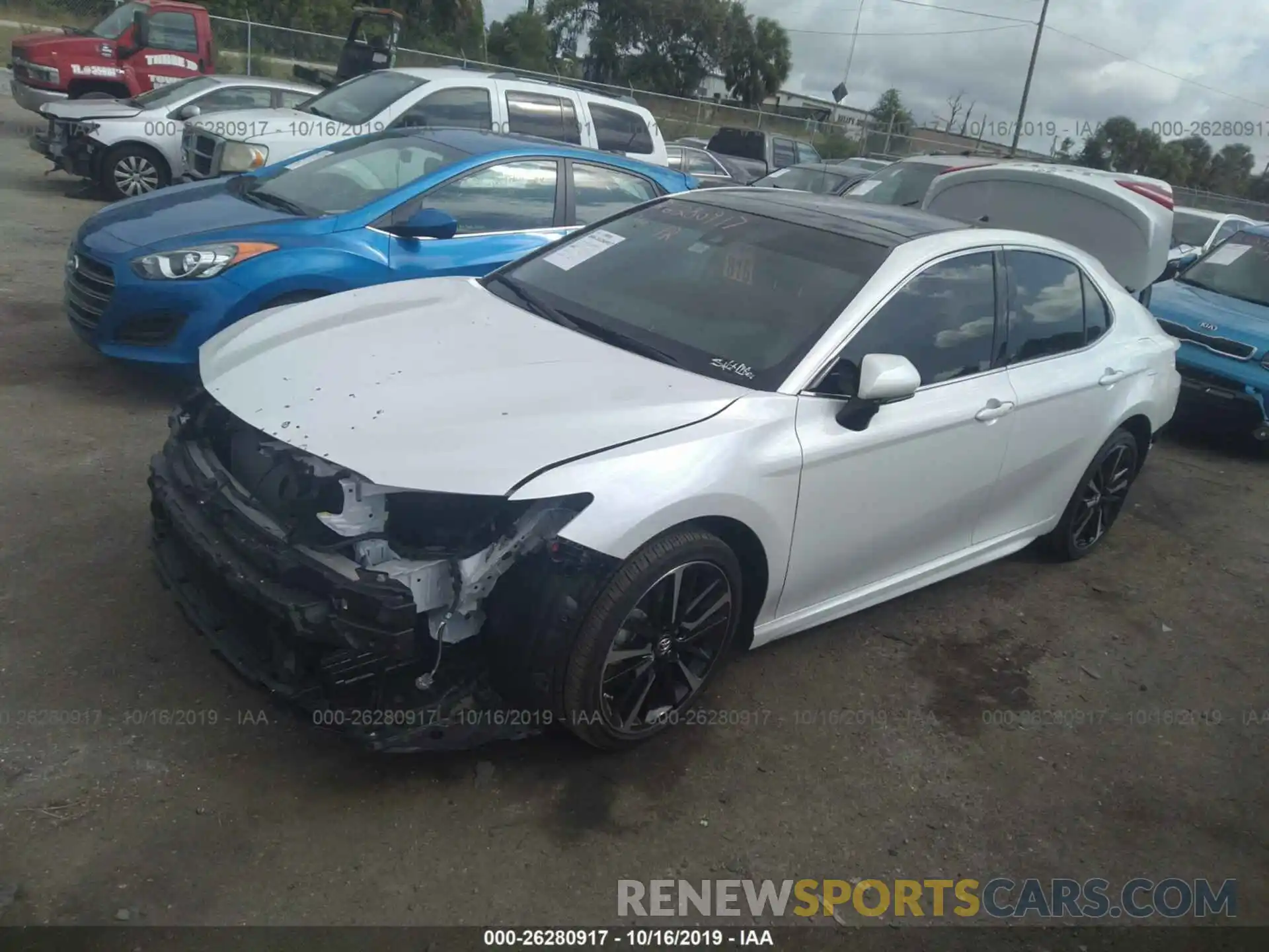 2 Photograph of a damaged car 4T1B61HK0KU773724 TOYOTA CAMRY 2019