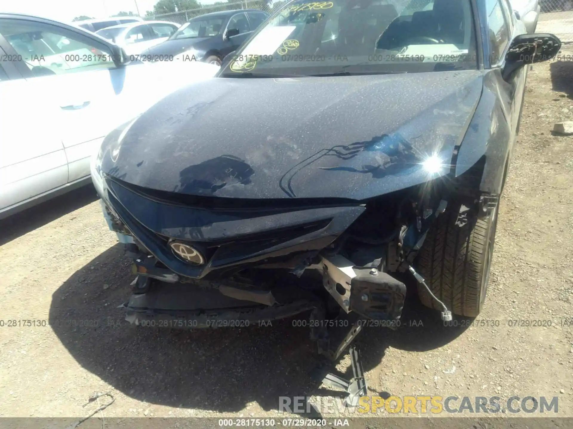 6 Photograph of a damaged car 4T1B61HK0KU782472 TOYOTA CAMRY 2019