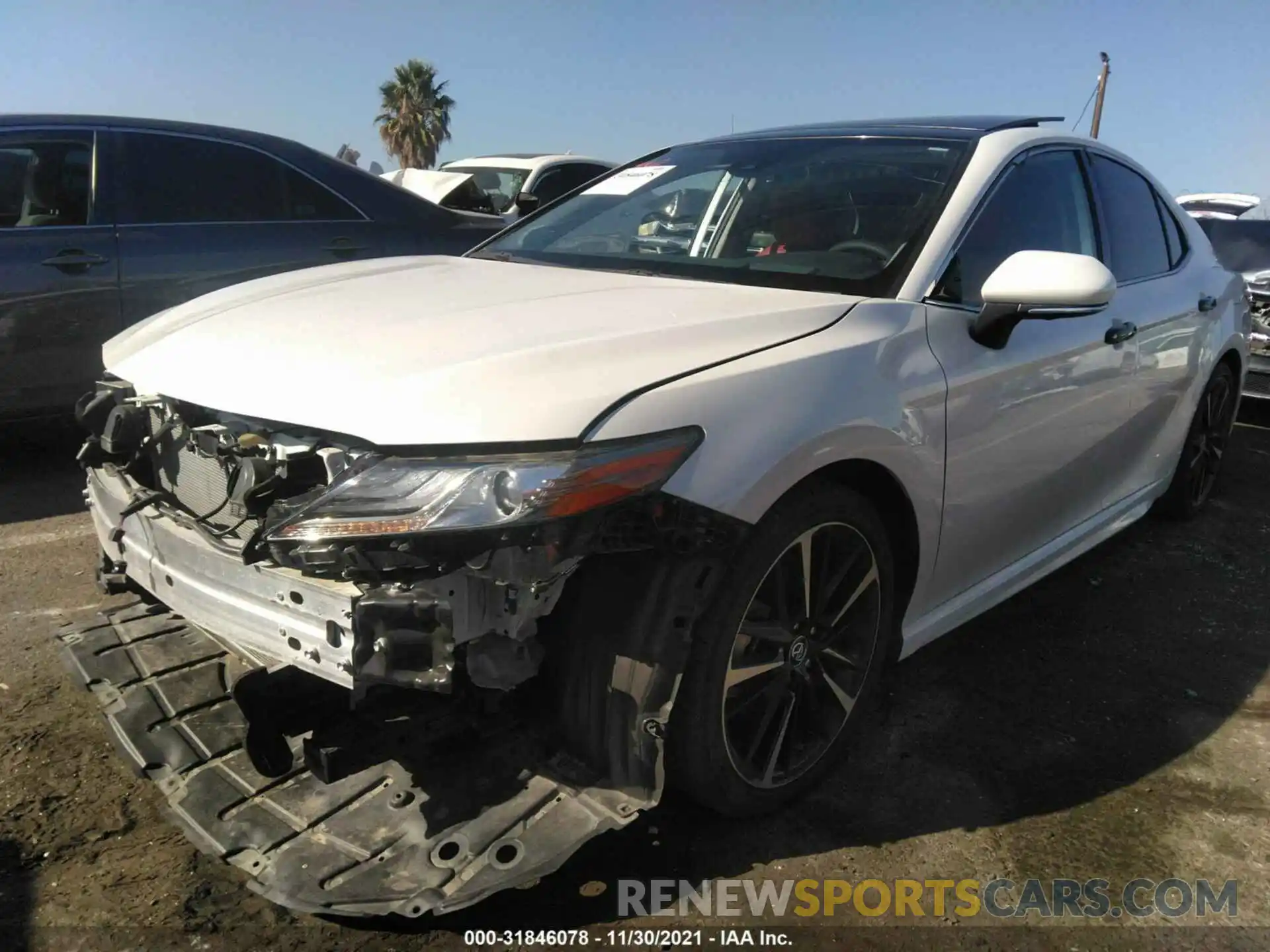 2 Photograph of a damaged car 4T1B61HK0KU789499 TOYOTA CAMRY 2019