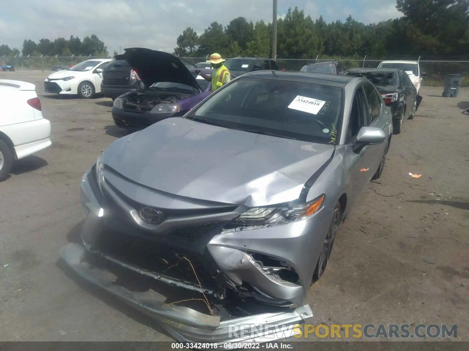 2 Photograph of a damaged car 4T1B61HK0KU804194 TOYOTA CAMRY 2019