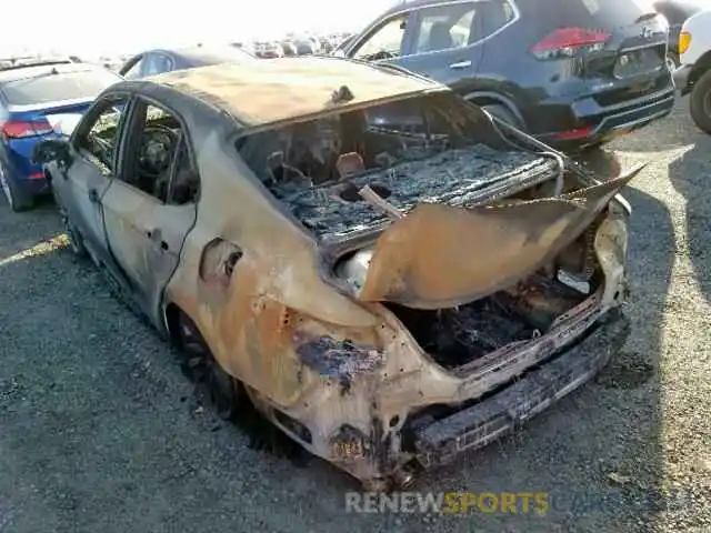 3 Photograph of a damaged car 4T1B61HK0KU826454 TOYOTA CAMRY 2019