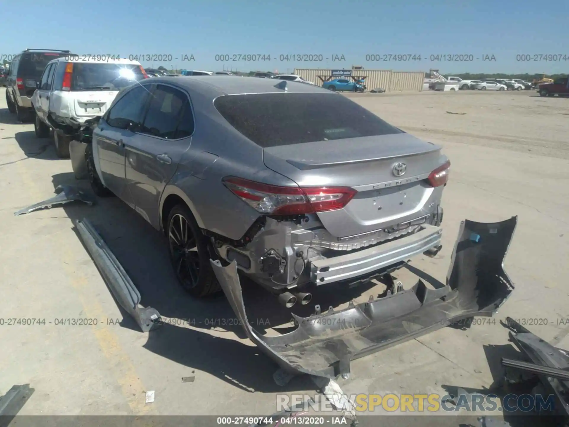 3 Фотография поврежденного автомобиля 4T1B61HK0KU836420 TOYOTA CAMRY 2019