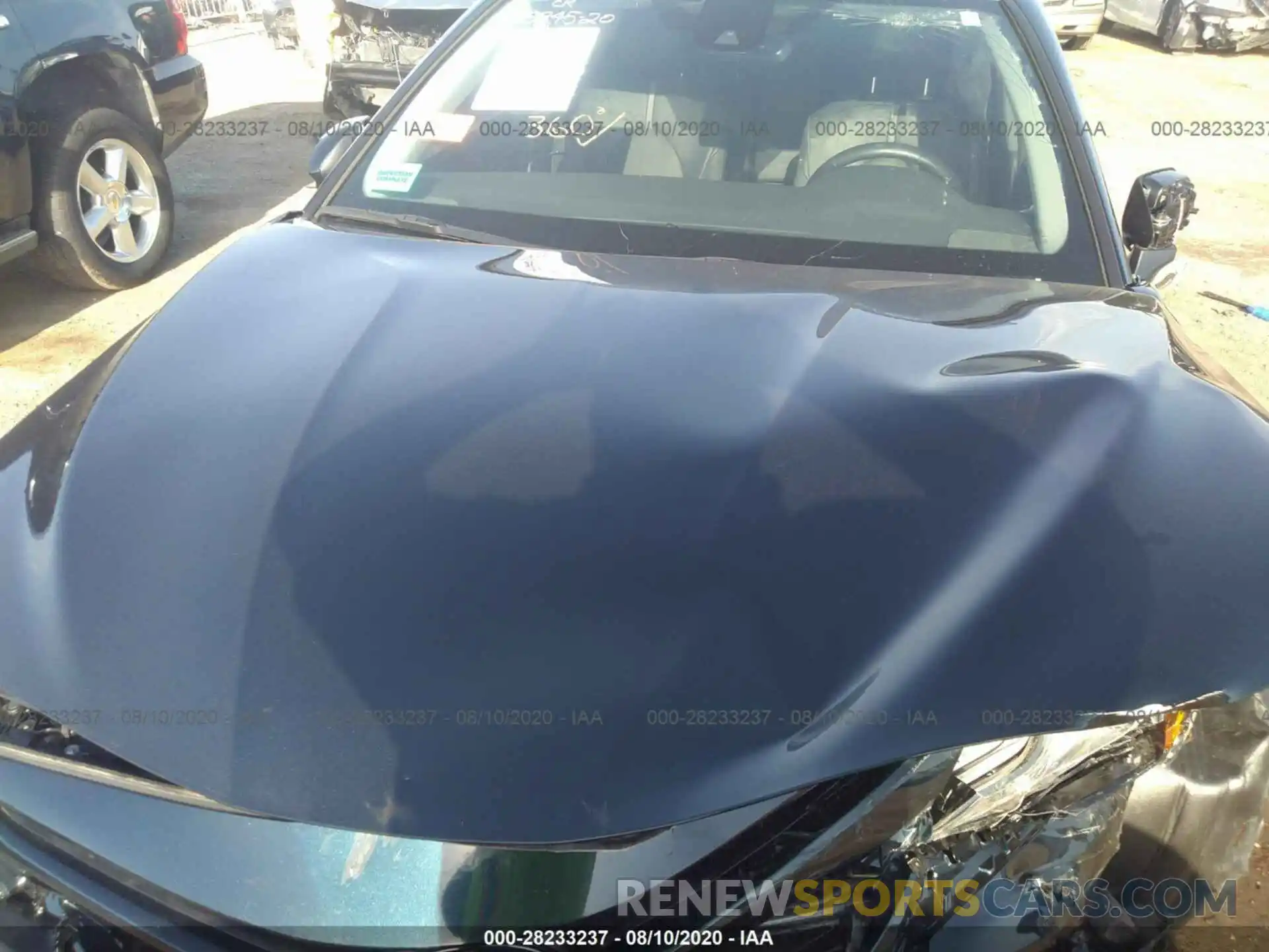 10 Photograph of a damaged car 4T1B61HK0KU839317 TOYOTA CAMRY 2019