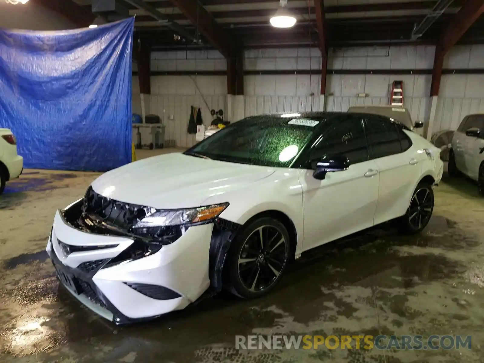 2 Photograph of a damaged car 4T1B61HK1KU166389 TOYOTA CAMRY 2019