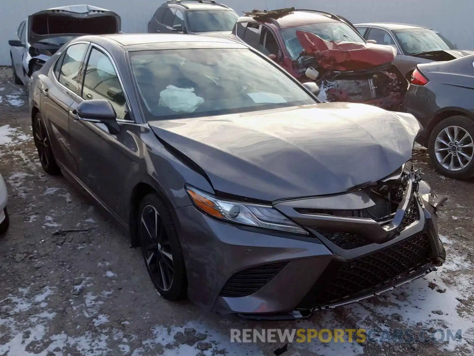 1 Photograph of a damaged car 4T1B61HK1KU168921 TOYOTA CAMRY 2019