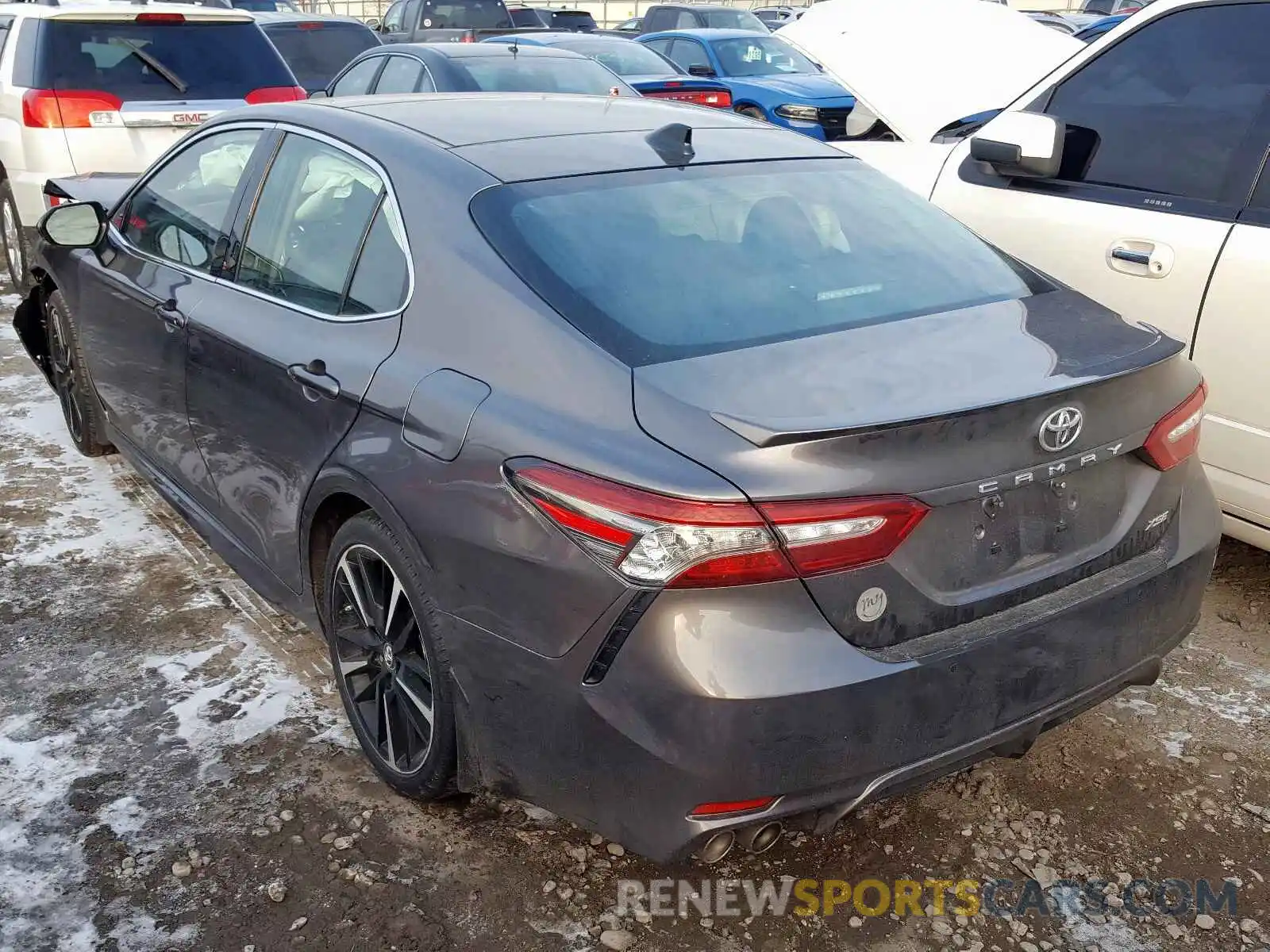 3 Photograph of a damaged car 4T1B61HK1KU168921 TOYOTA CAMRY 2019