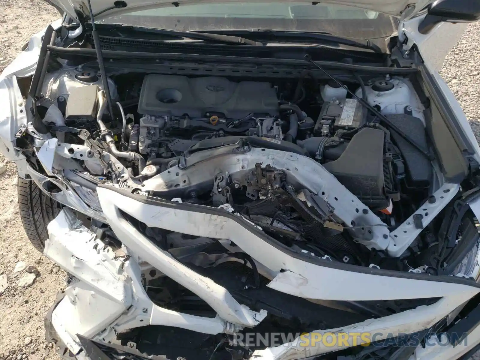 7 Photograph of a damaged car 4T1B61HK1KU176940 TOYOTA CAMRY 2019