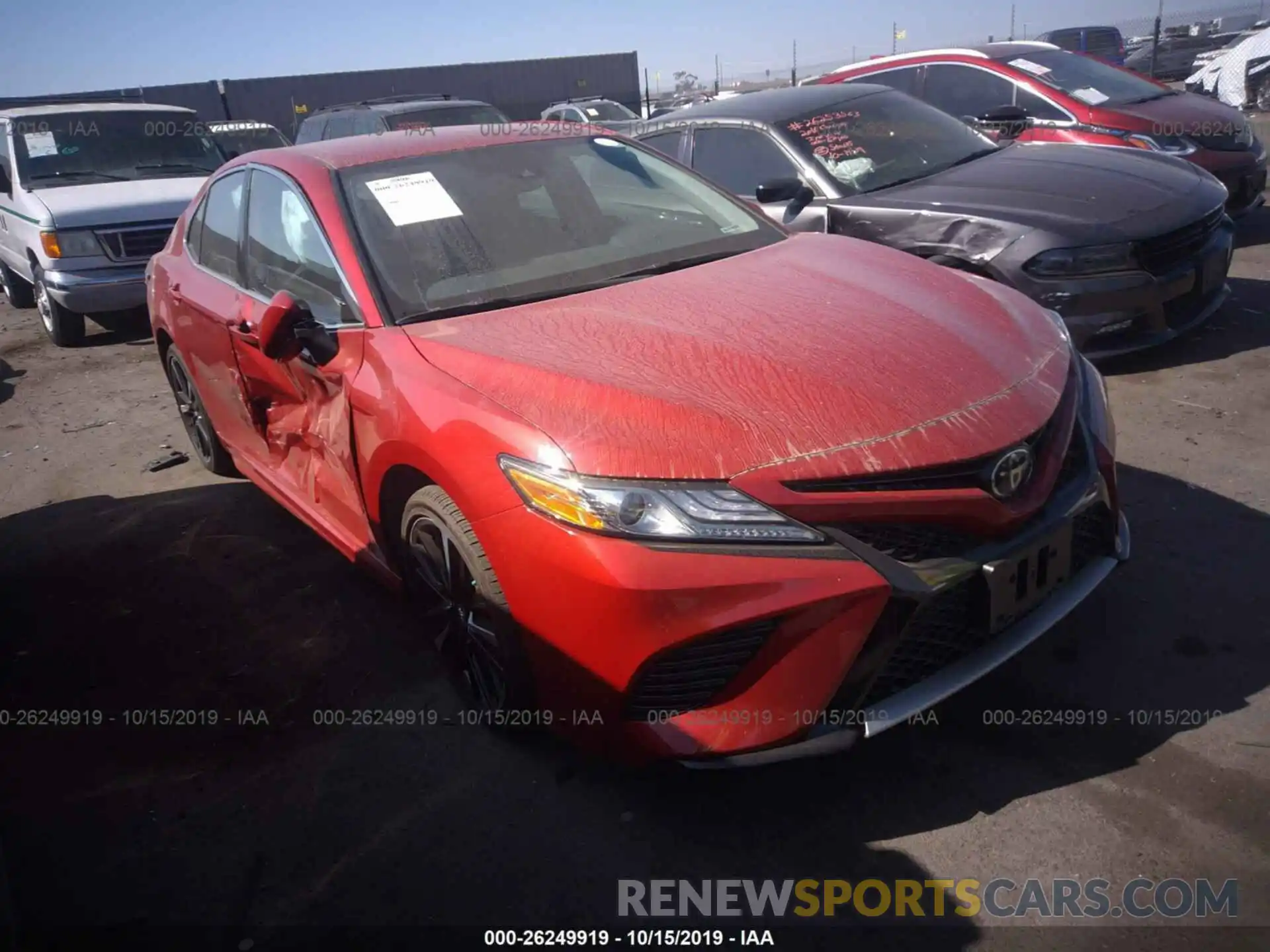 1 Photograph of a damaged car 4T1B61HK1KU181099 TOYOTA CAMRY 2019