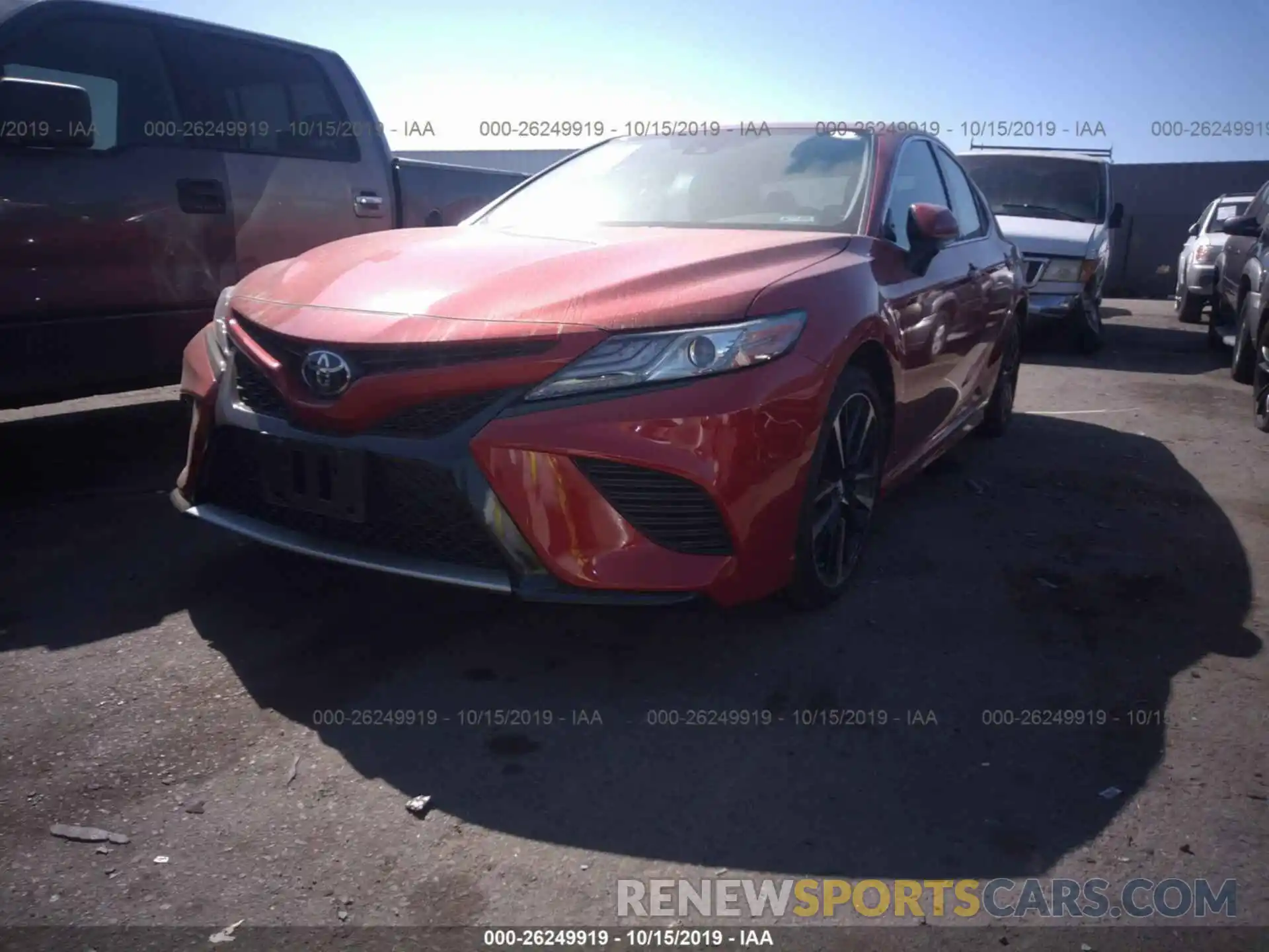 2 Photograph of a damaged car 4T1B61HK1KU181099 TOYOTA CAMRY 2019