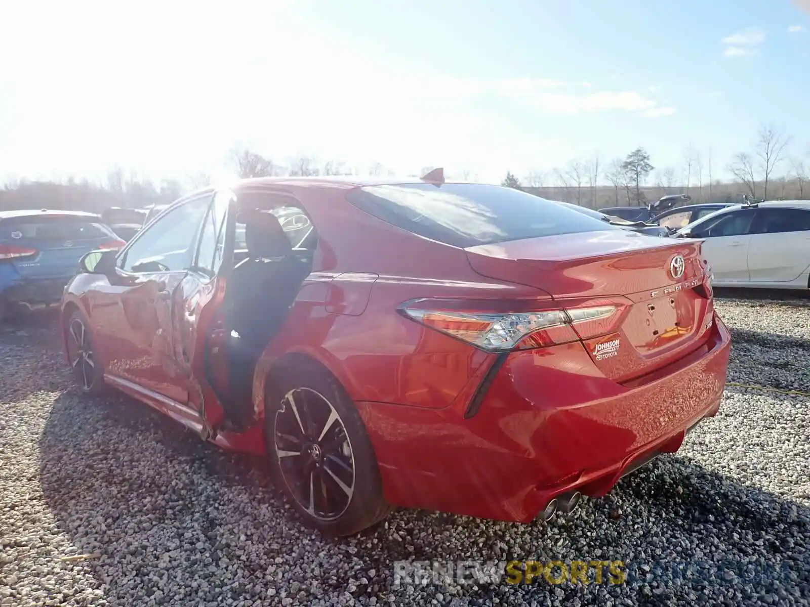 3 Photograph of a damaged car 4T1B61HK1KU182950 TOYOTA CAMRY 2019