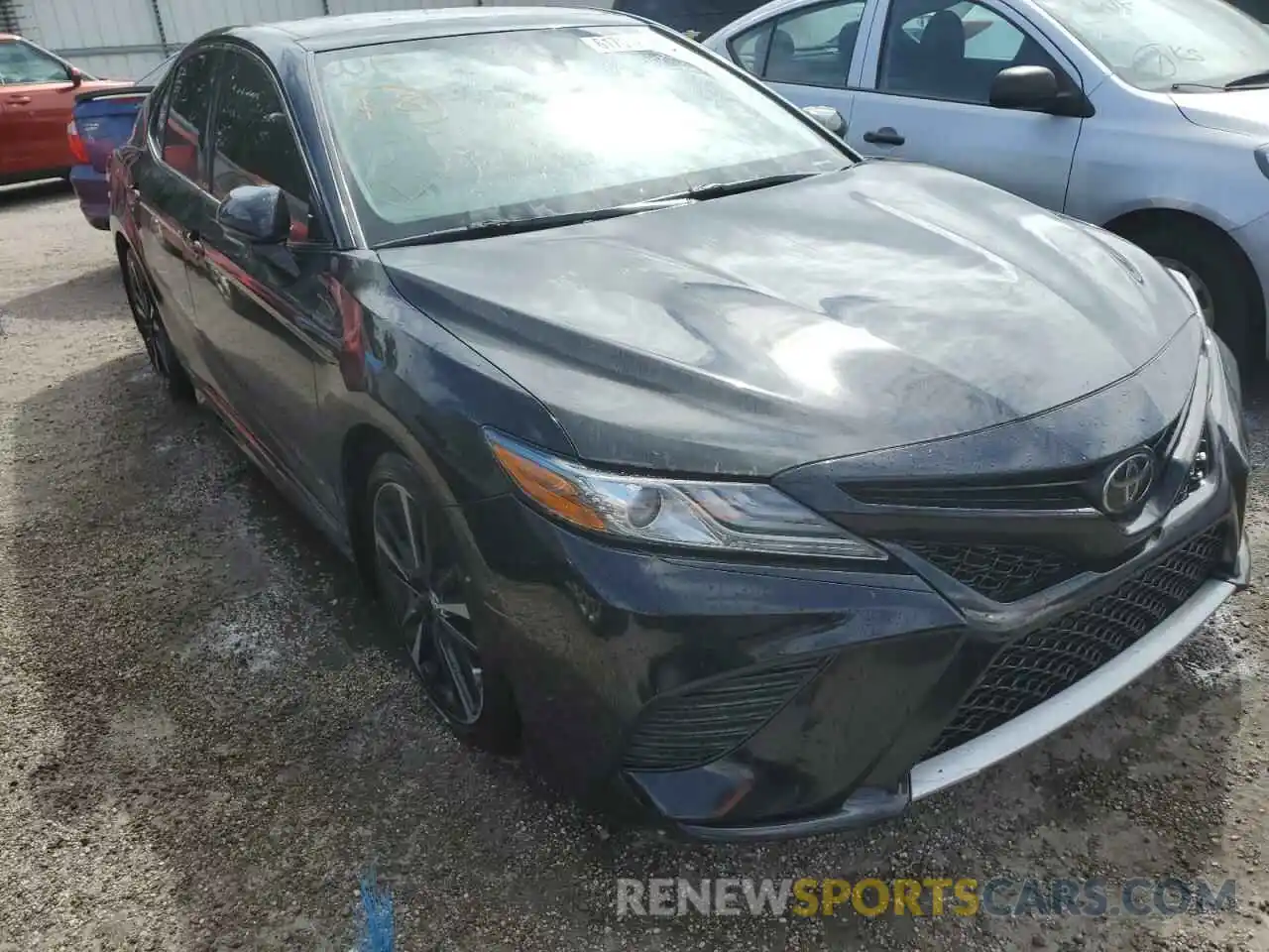 1 Photograph of a damaged car 4T1B61HK1KU183905 TOYOTA CAMRY 2019