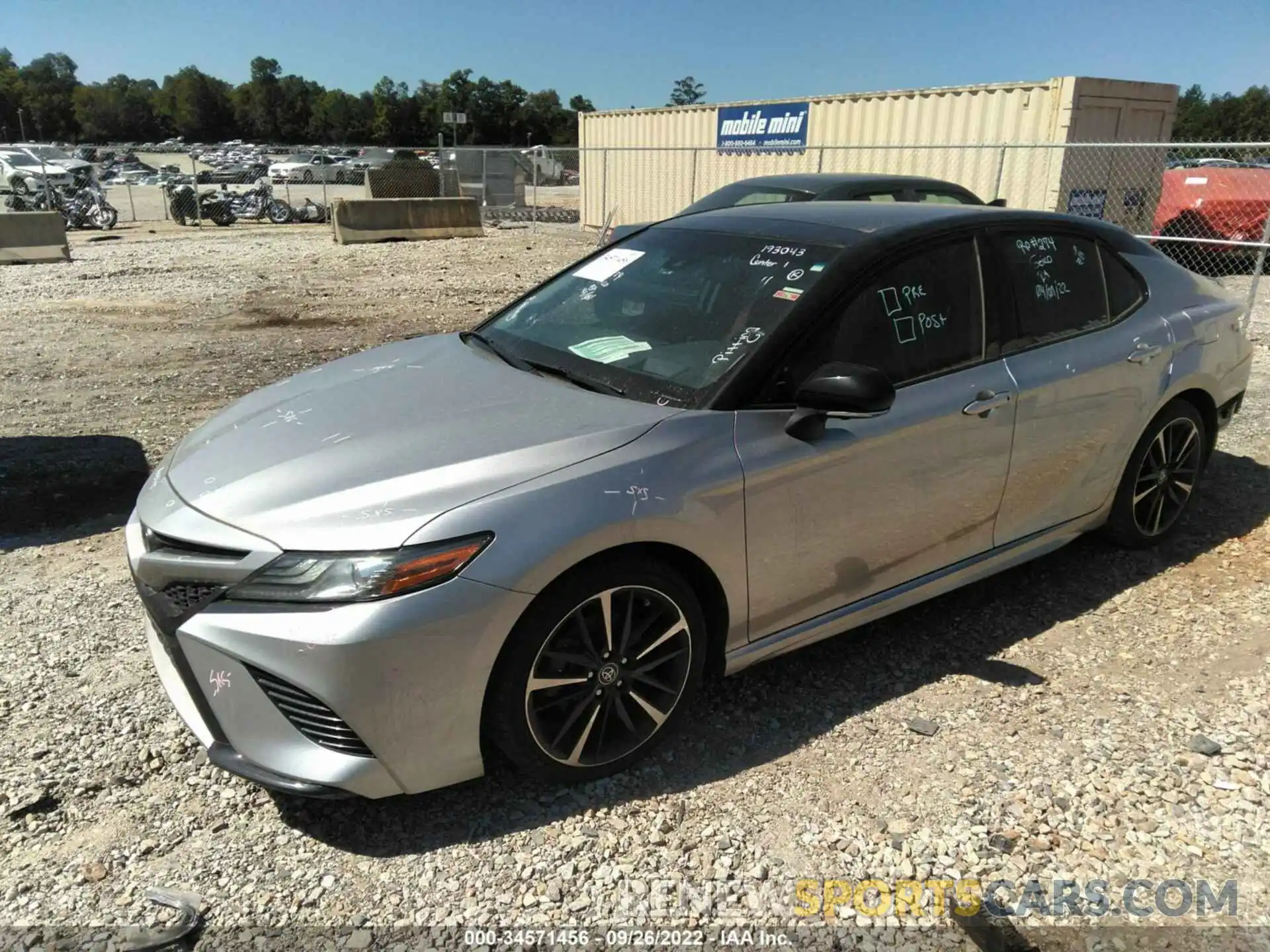 2 Photograph of a damaged car 4T1B61HK1KU193043 TOYOTA CAMRY 2019