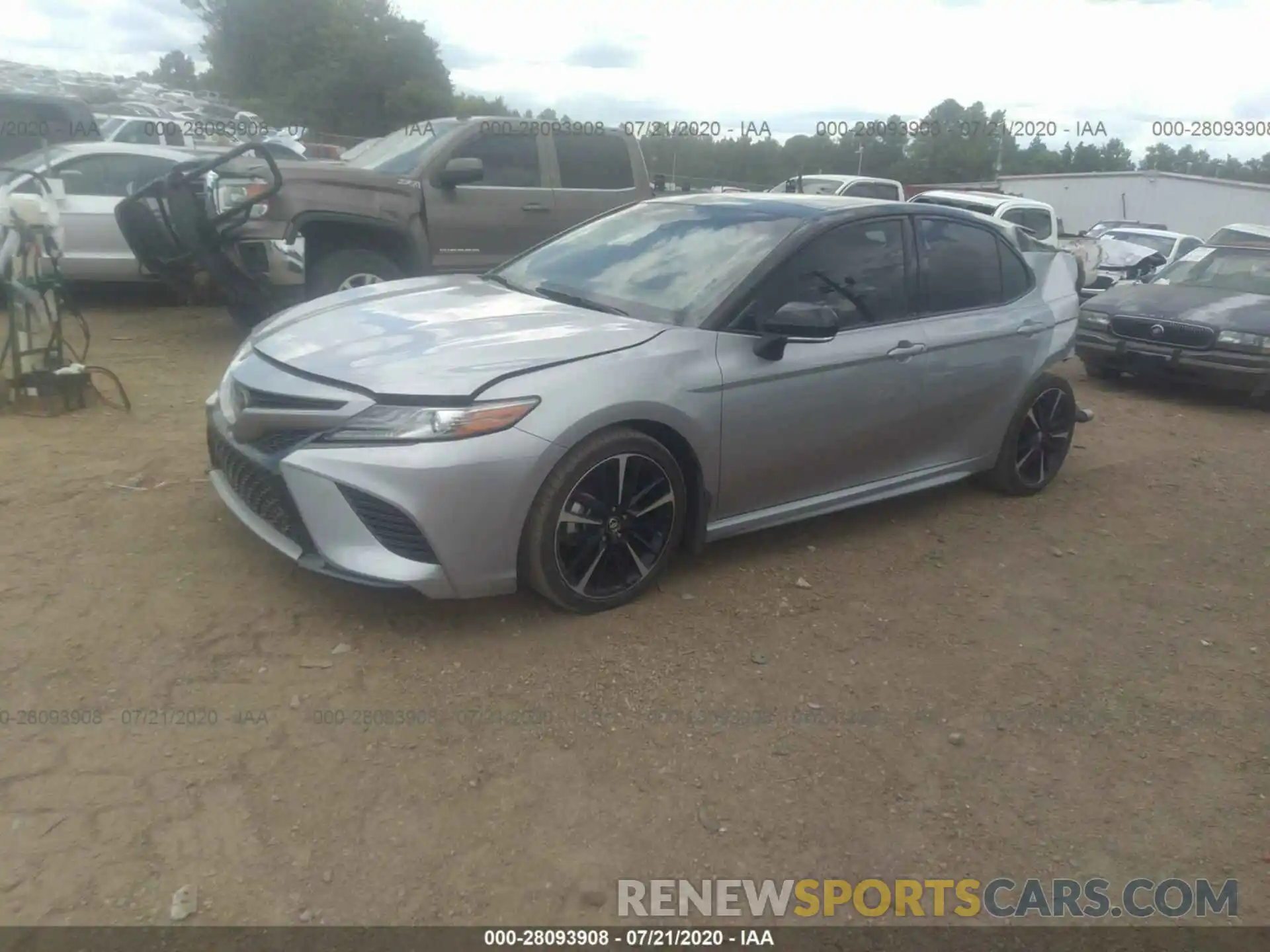 2 Photograph of a damaged car 4T1B61HK1KU200136 TOYOTA CAMRY 2019