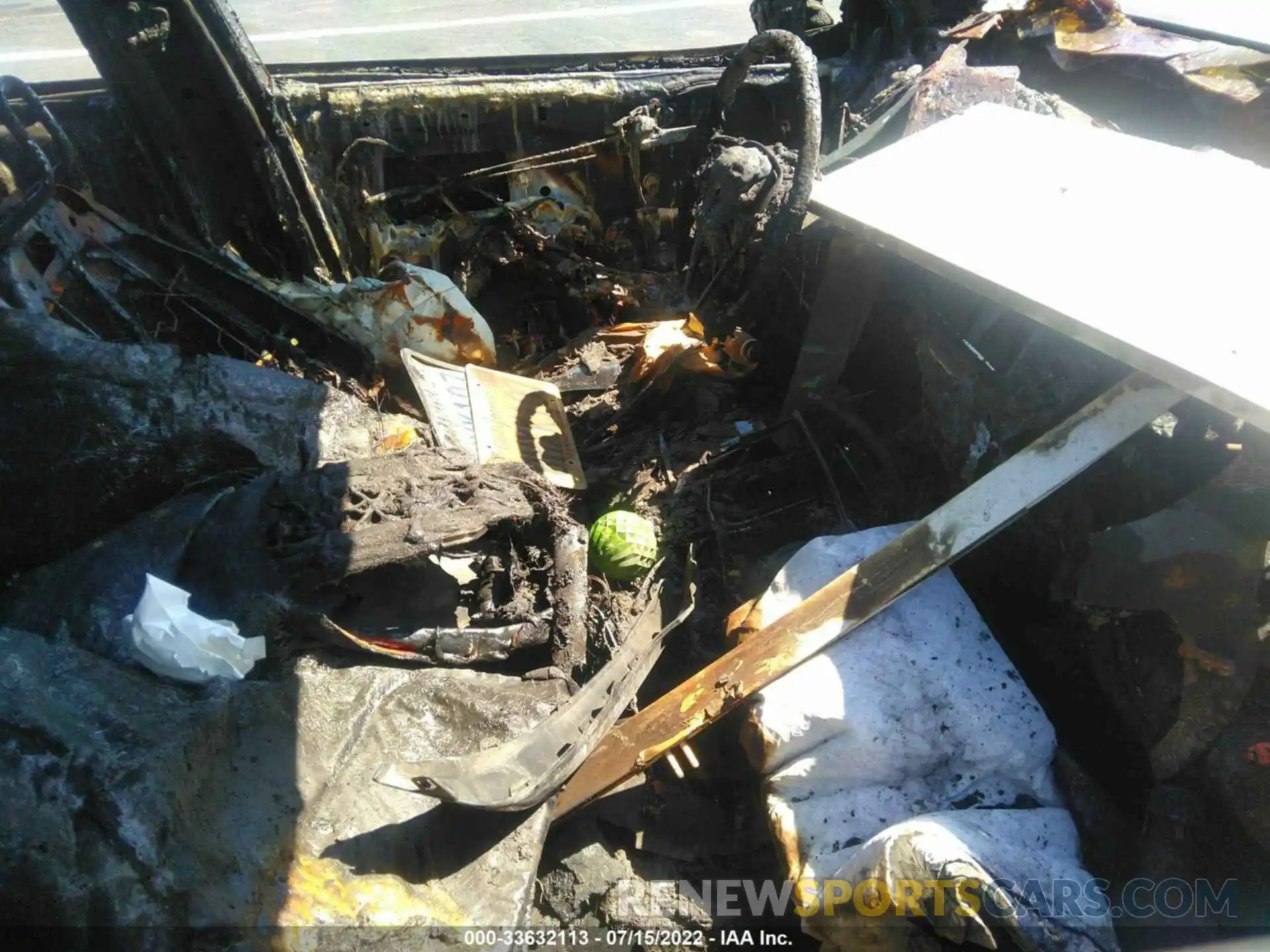 5 Photograph of a damaged car 4T1B61HK1KU211931 TOYOTA CAMRY 2019