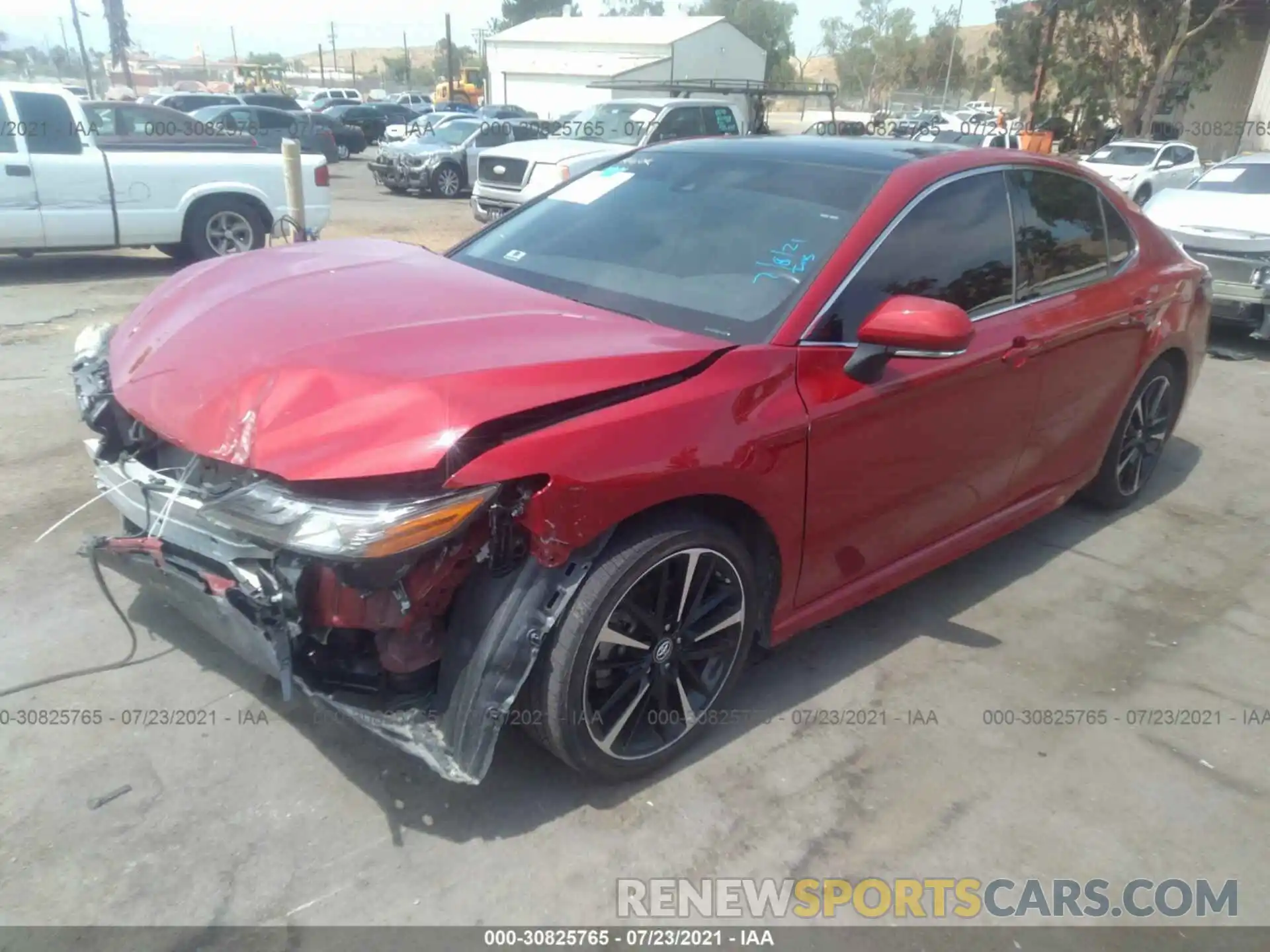 2 Photograph of a damaged car 4T1B61HK1KU214862 TOYOTA CAMRY 2019