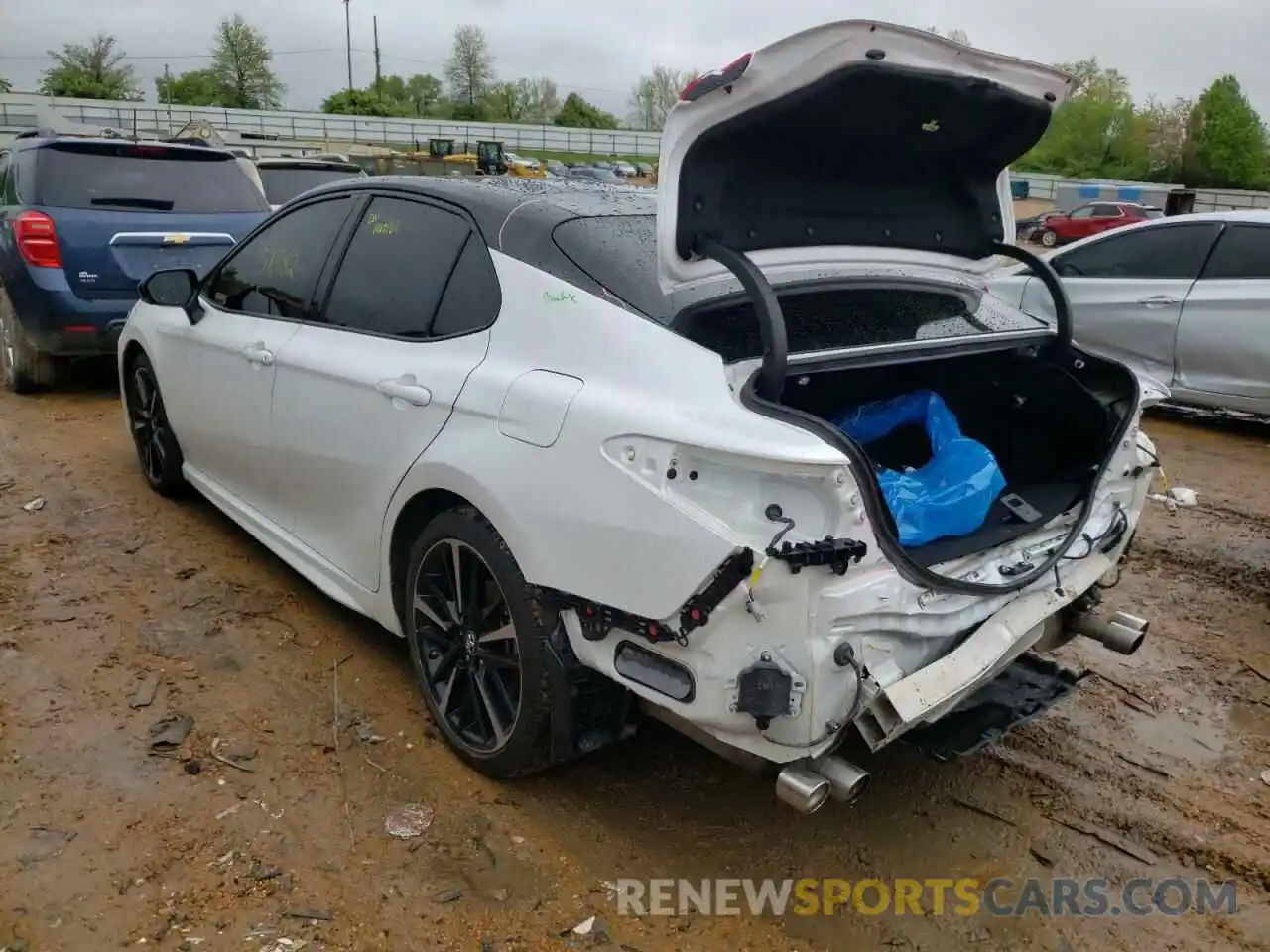 3 Photograph of a damaged car 4T1B61HK1KU216207 TOYOTA CAMRY 2019