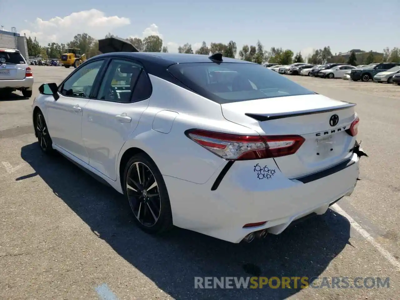 3 Photograph of a damaged car 4T1B61HK1KU220242 TOYOTA CAMRY 2019