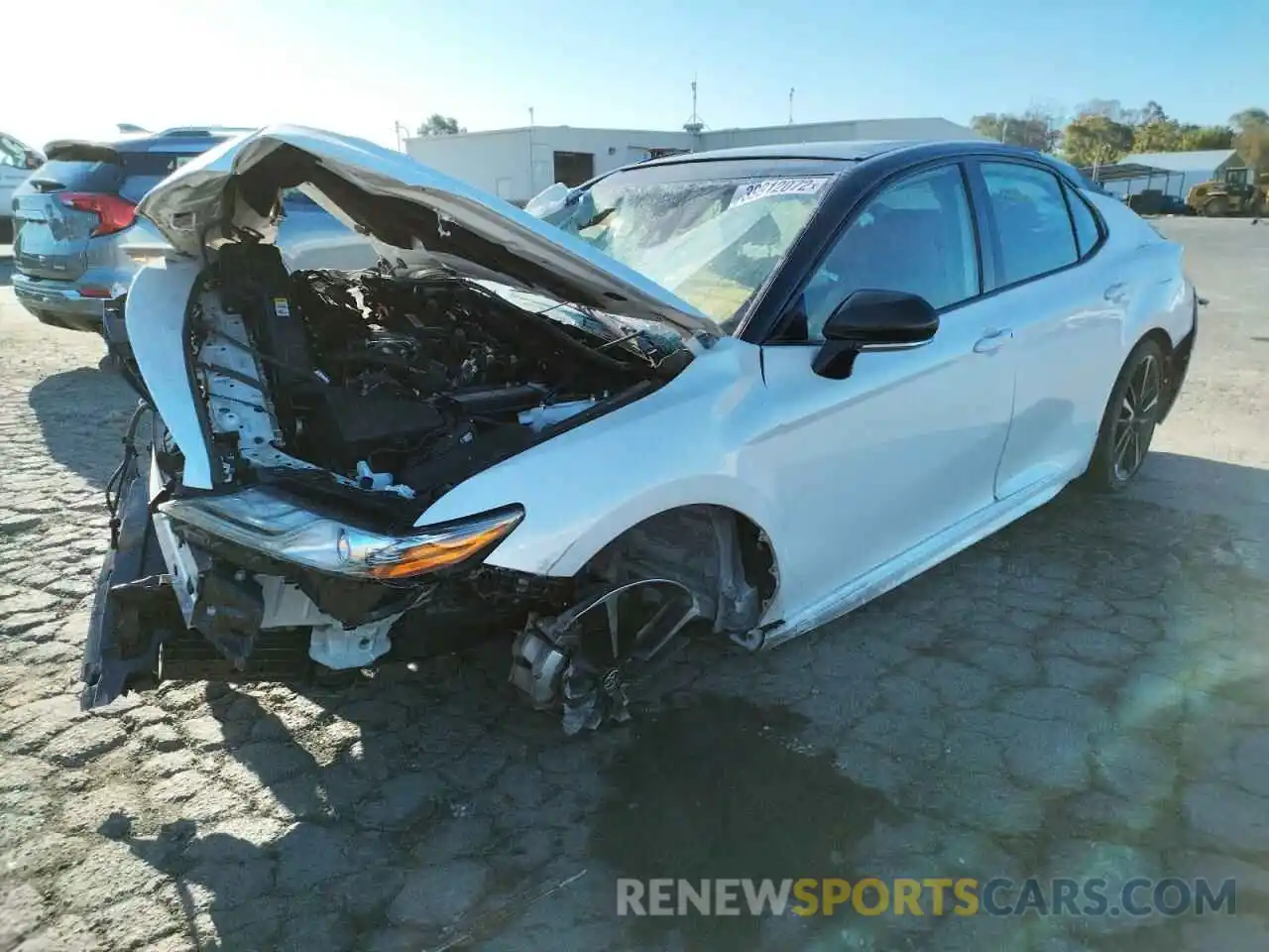 2 Photograph of a damaged car 4T1B61HK1KU225800 TOYOTA CAMRY 2019