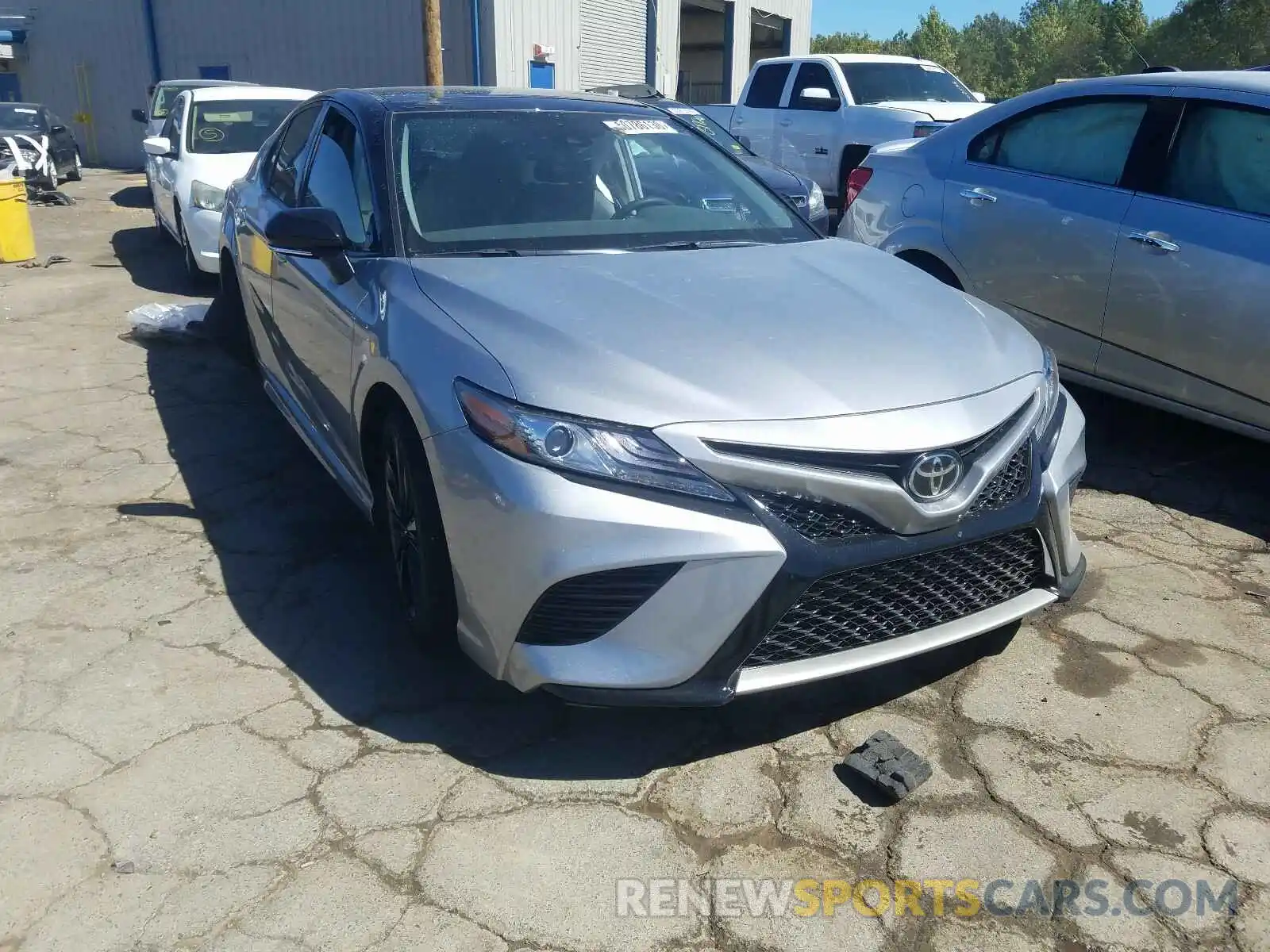 1 Photograph of a damaged car 4T1B61HK1KU229149 TOYOTA CAMRY 2019