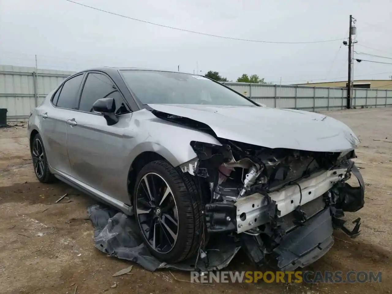 1 Photograph of a damaged car 4T1B61HK1KU236957 TOYOTA CAMRY 2019