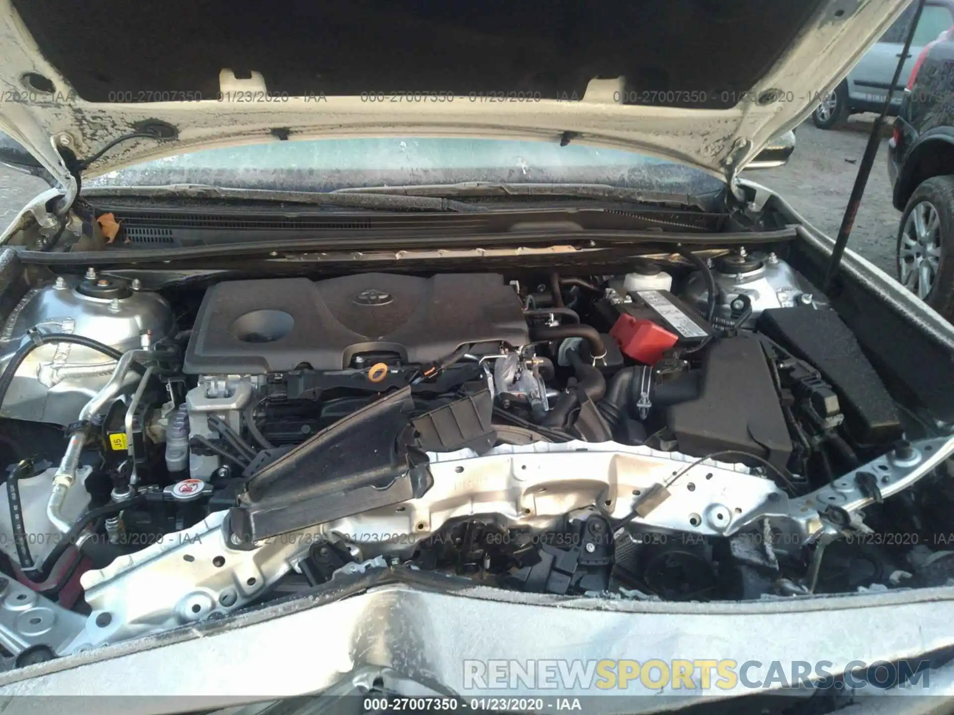 10 Photograph of a damaged car 4T1B61HK1KU240233 TOYOTA CAMRY 2019