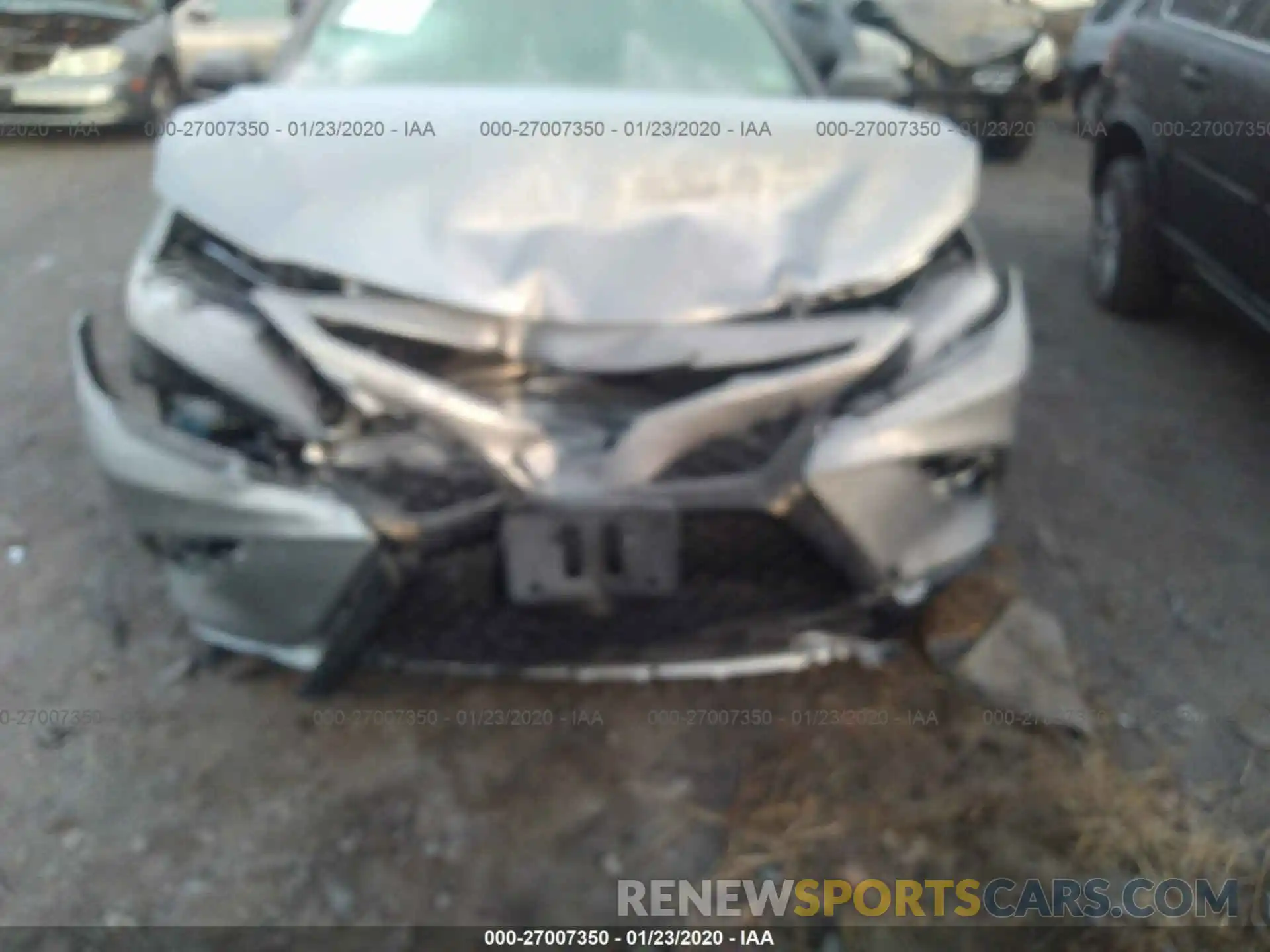 6 Photograph of a damaged car 4T1B61HK1KU240233 TOYOTA CAMRY 2019